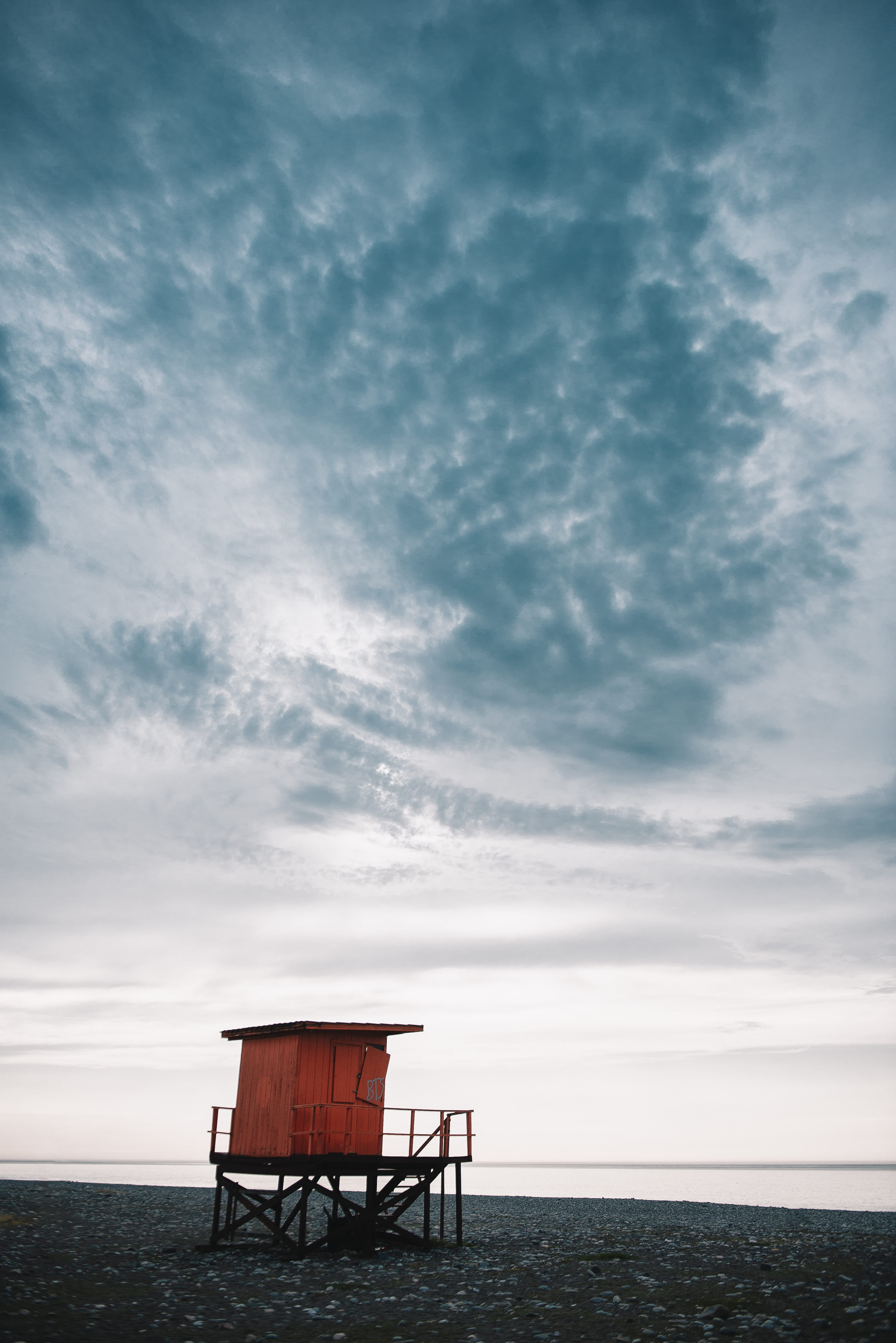 built structure, cloudscape, ocean, seashore, land, lifeguard tower, sky, outdoors, horizon over water, scenics - nature, black, sea, 5K, lifeguard hut, Phone HD Wallpaper