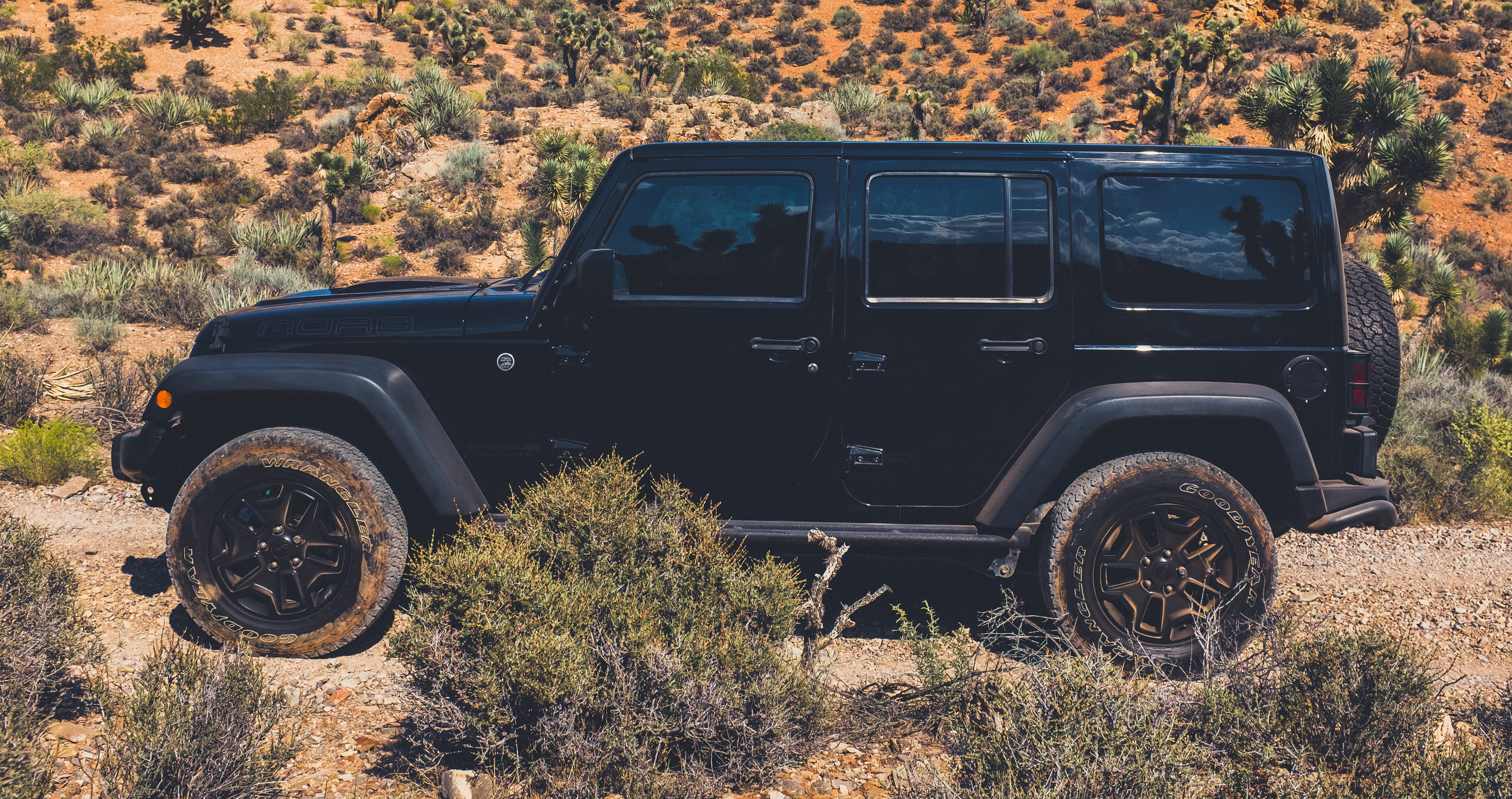 field, land vehicle, nevada, desert, nature, wheels, obsolete, stationary, transportation, parked, no people, daytime, wanderlust, retro styled, tree, travel, HD Wallpaper