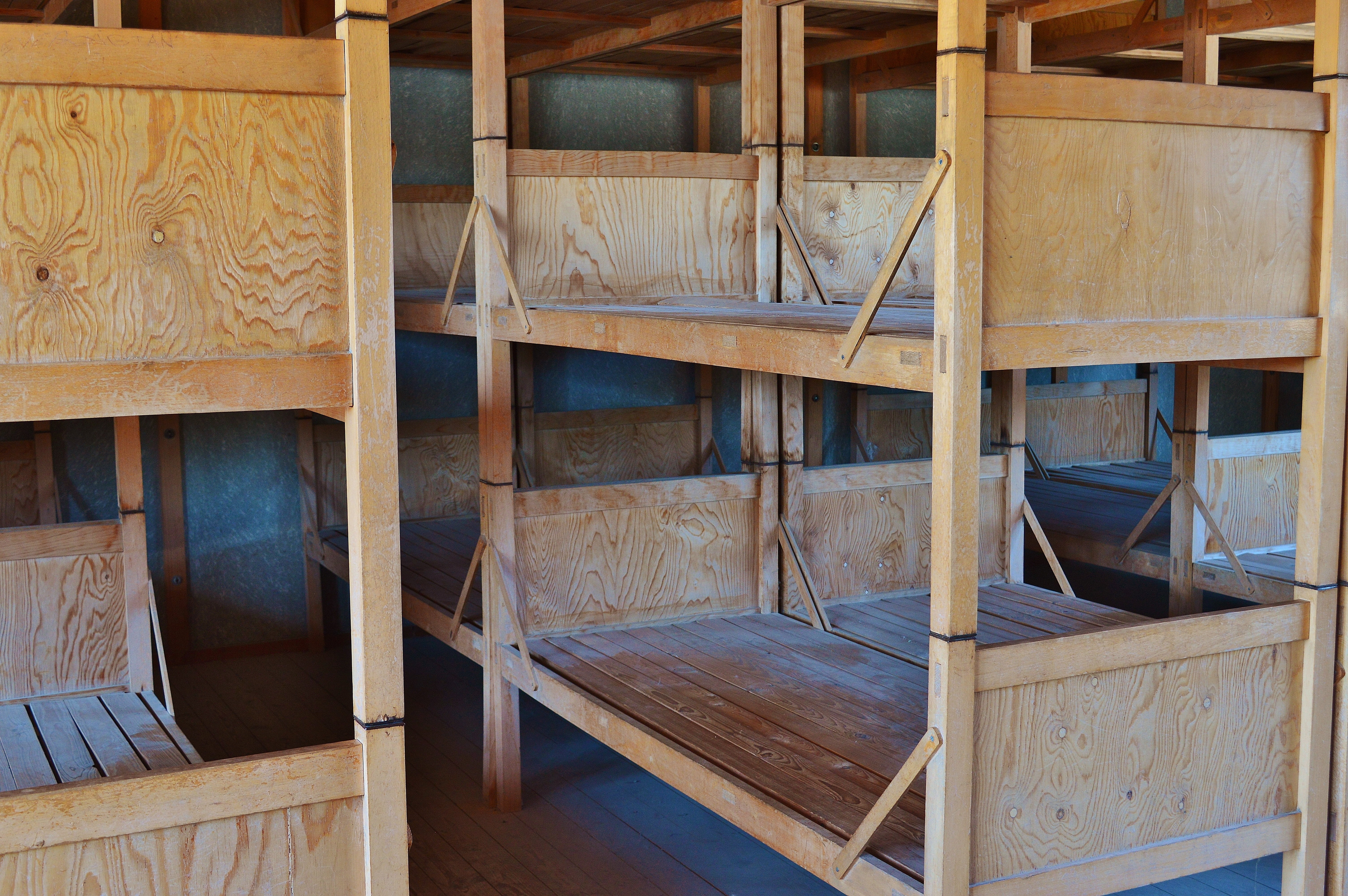 seat, wood - material, dachau, bedded baracke, bunkhouse, history, wood, bad, indoors, 2 floors, group of objects, memorial, shelf, chair, furniture, beds, HD Wallpaper