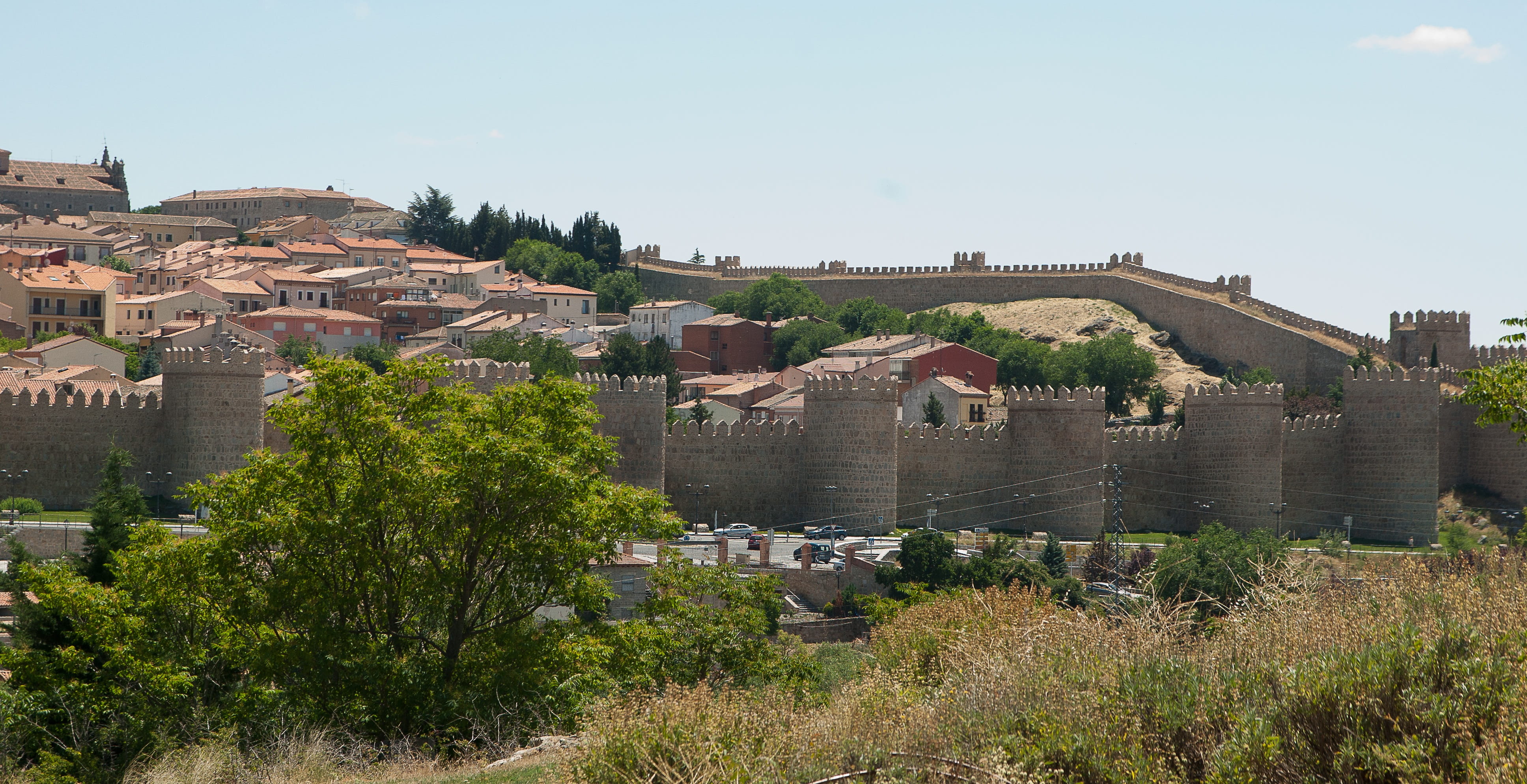 house, 4K, town, townscape, cityscape, the past, day, architecture, Spain, residential district, city, outdoors, sky, no people, built structure, history, HD Wallpaper