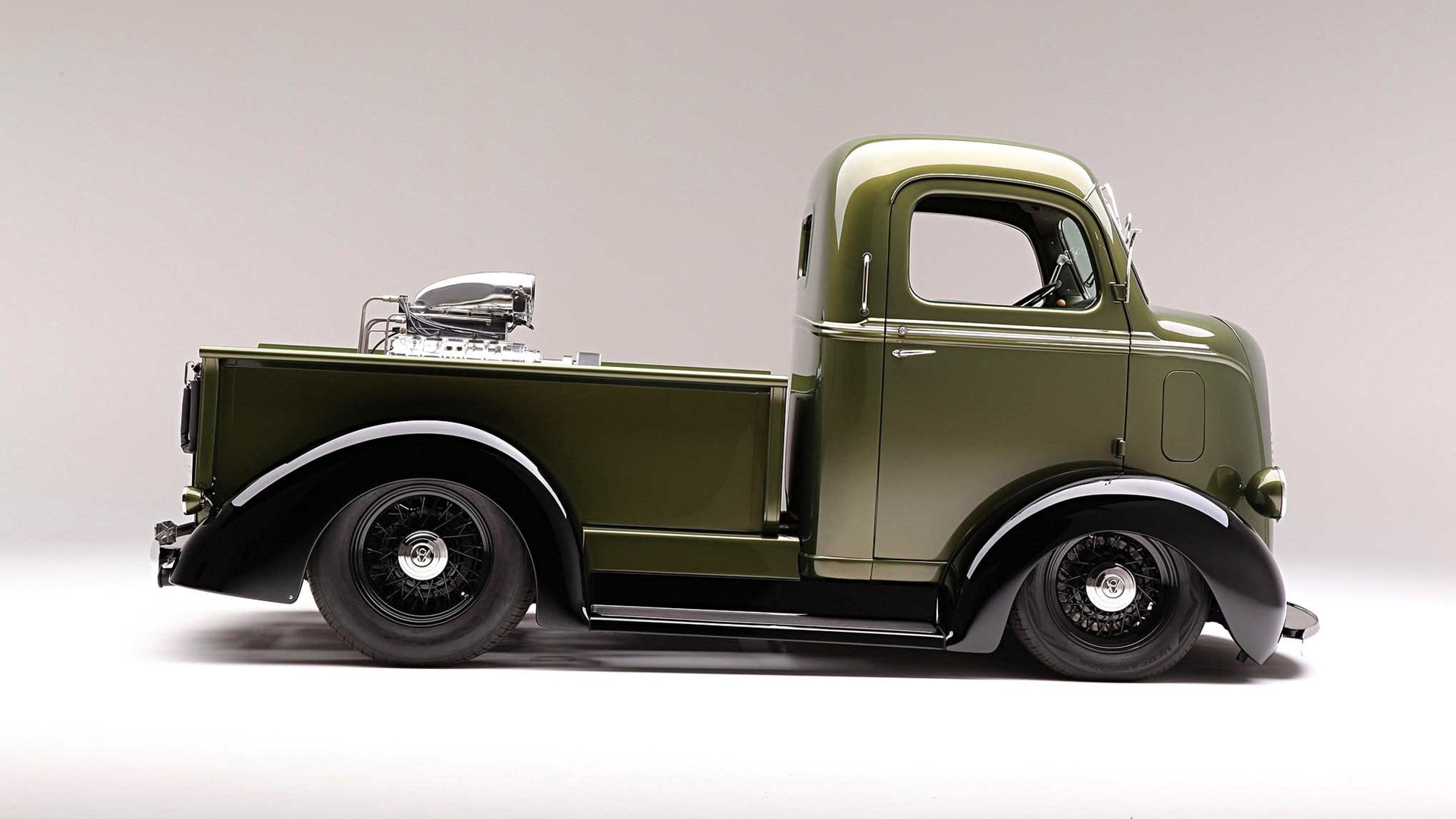 studio shot, pick-up truck, wheel, side view, 1080P, day, stationary, single object, mode of transportation, metal, desktop, car, windows, retro styled, HD Wallpaper