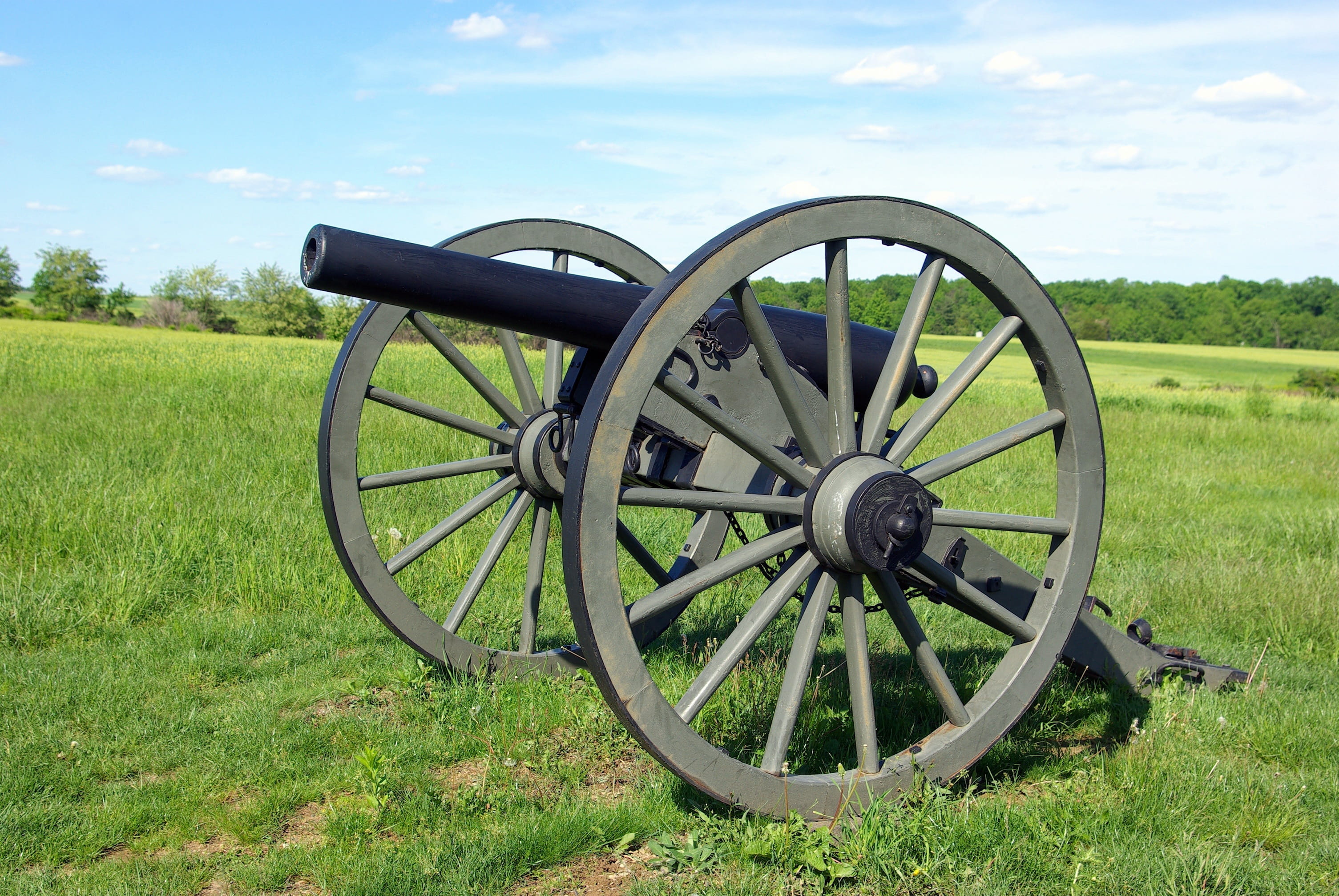 cloud - sky, battle, sky, conflict, battlefield, army, war, gettysburg, artillery, park, wagon wheel, no people, grass, green color, union, wheel, pennsylvania, HD Wallpaper