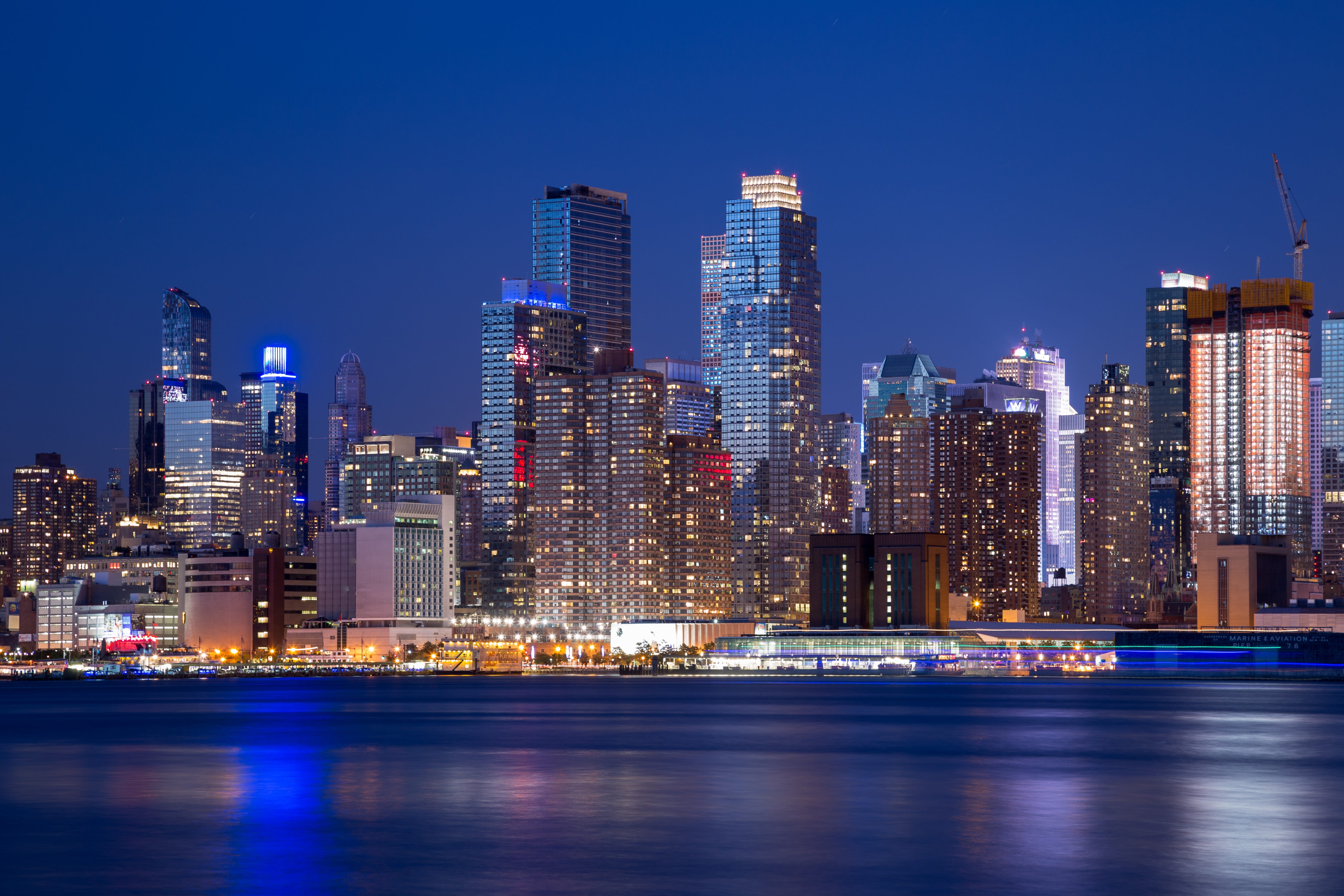 downtown, street, downtown district, tall - high, residential district, metropolis, skyline, outdoors, scenic, colorful, america, urban skyline, evening, HD Wallpaper