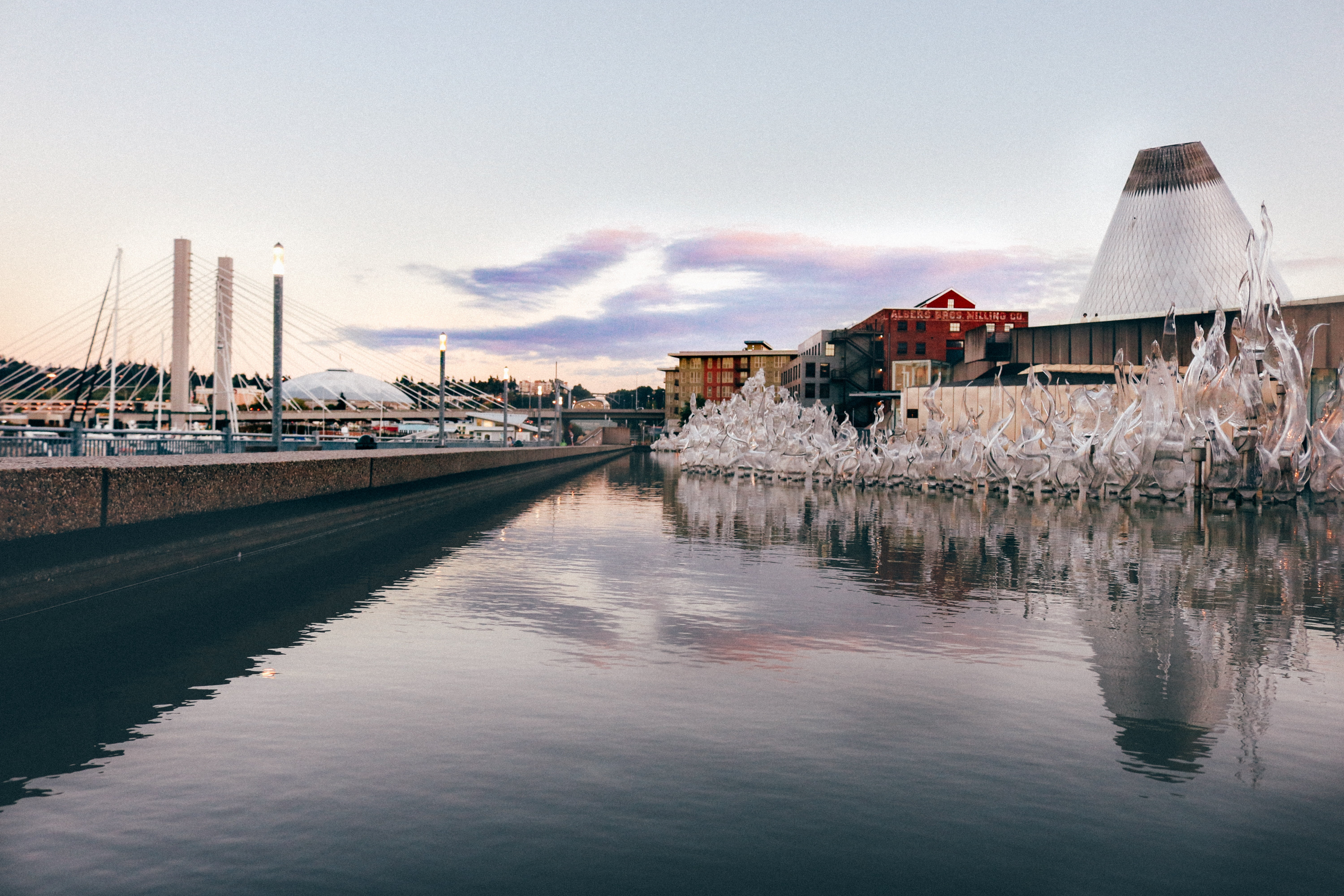 tower, cloud - sky, waterfront, sky, nature, icon, river, house, symbol, gallery, day, landmark, water, tacoma, travel, washington, world, tourist, design, HD Wallpaper