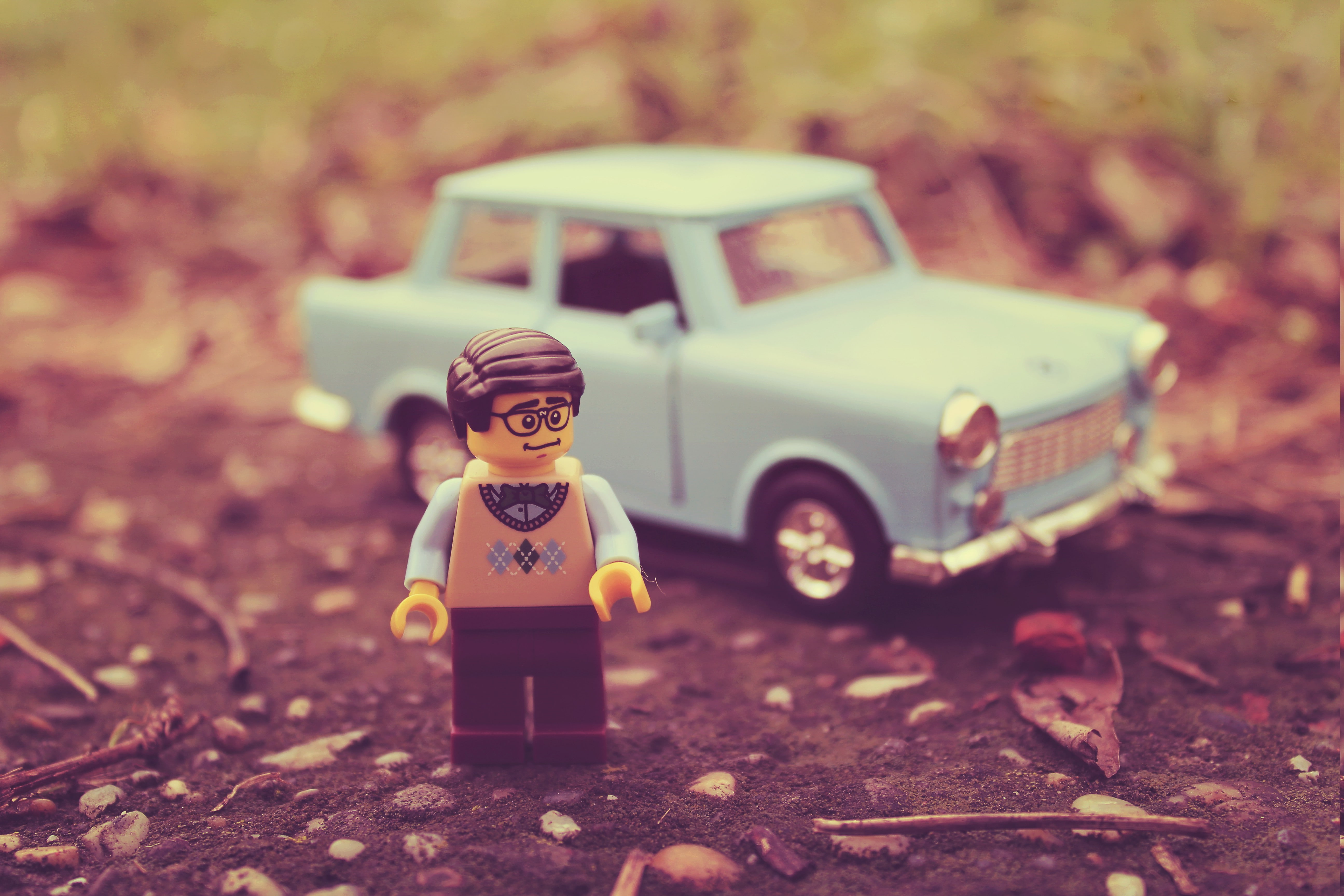 5K, transportation, selective focus, day, nature, land vehicle, lego figurines car vintage trabant east germany miniatures ddr, cute, mode of transportation, HD Wallpaper
