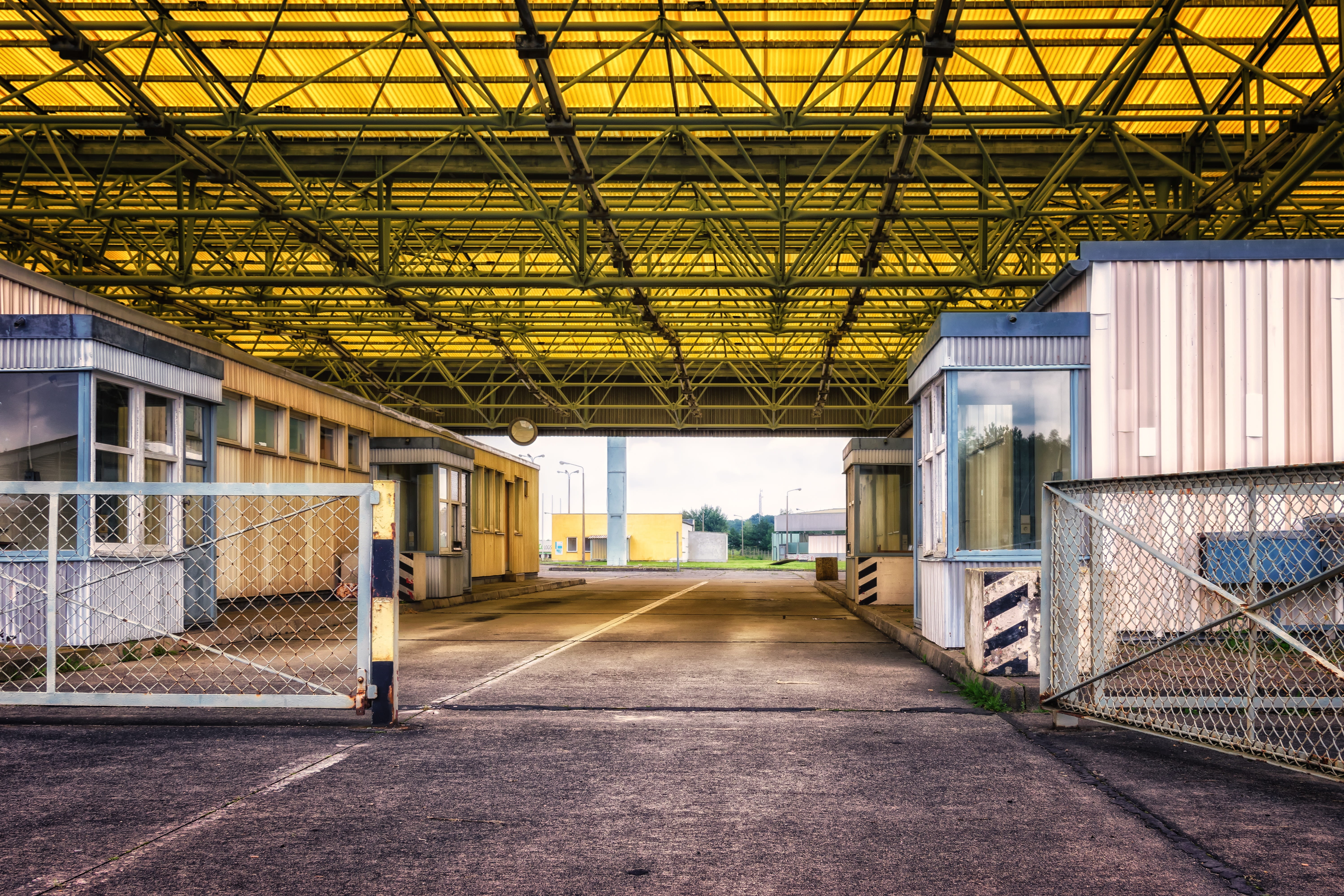 stop, architecture, sunlight, east germany, exit, lost places, border, customs, indoors, building, border control, escape, empty, day, warehouse, transition, HD Wallpaper