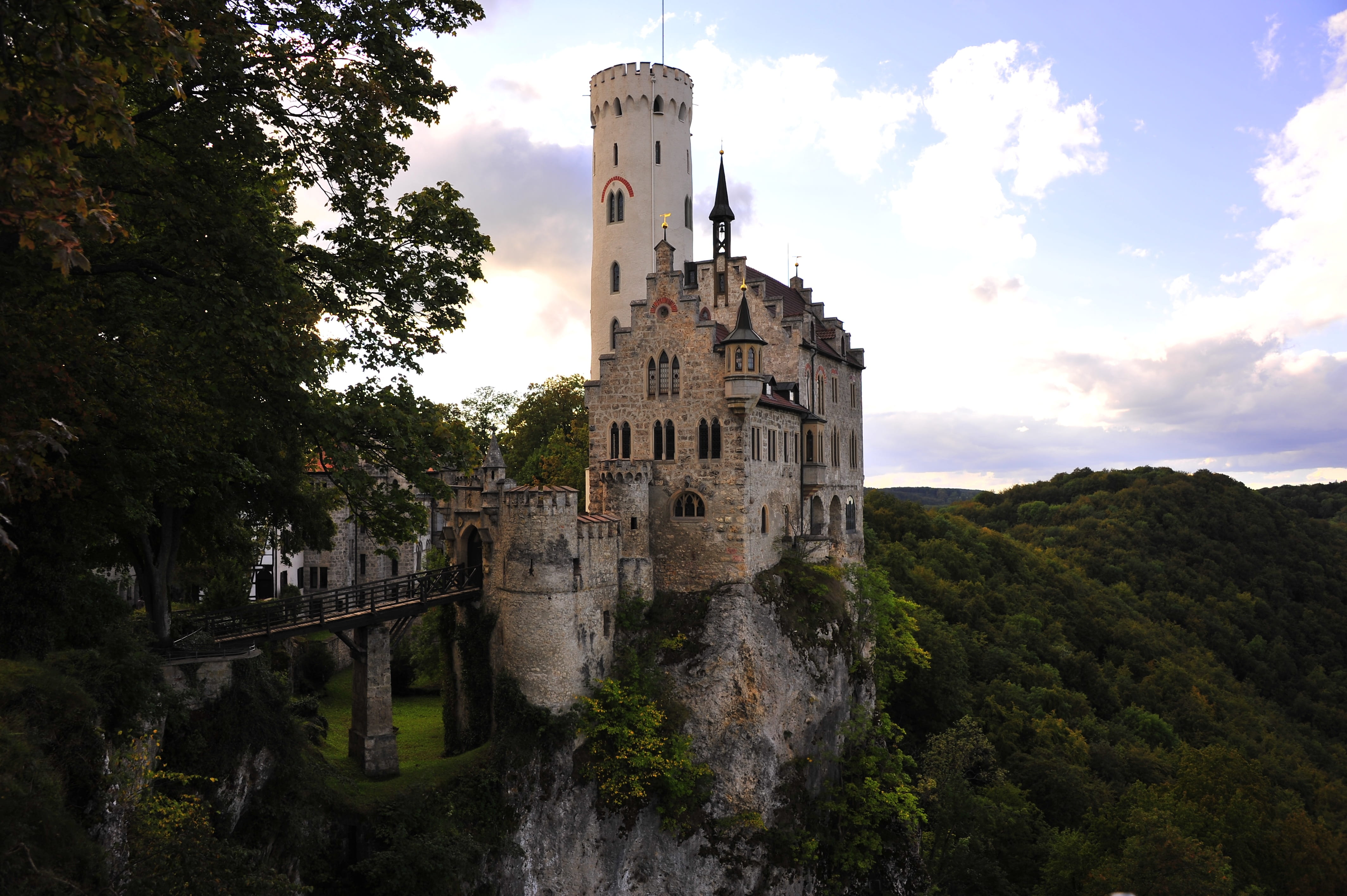 germany, building exterior, building, 4K, middle ages, nature, no people, fortress, place of worship, travel destinations, low angle view, outdoors, the past, HD Wallpaper