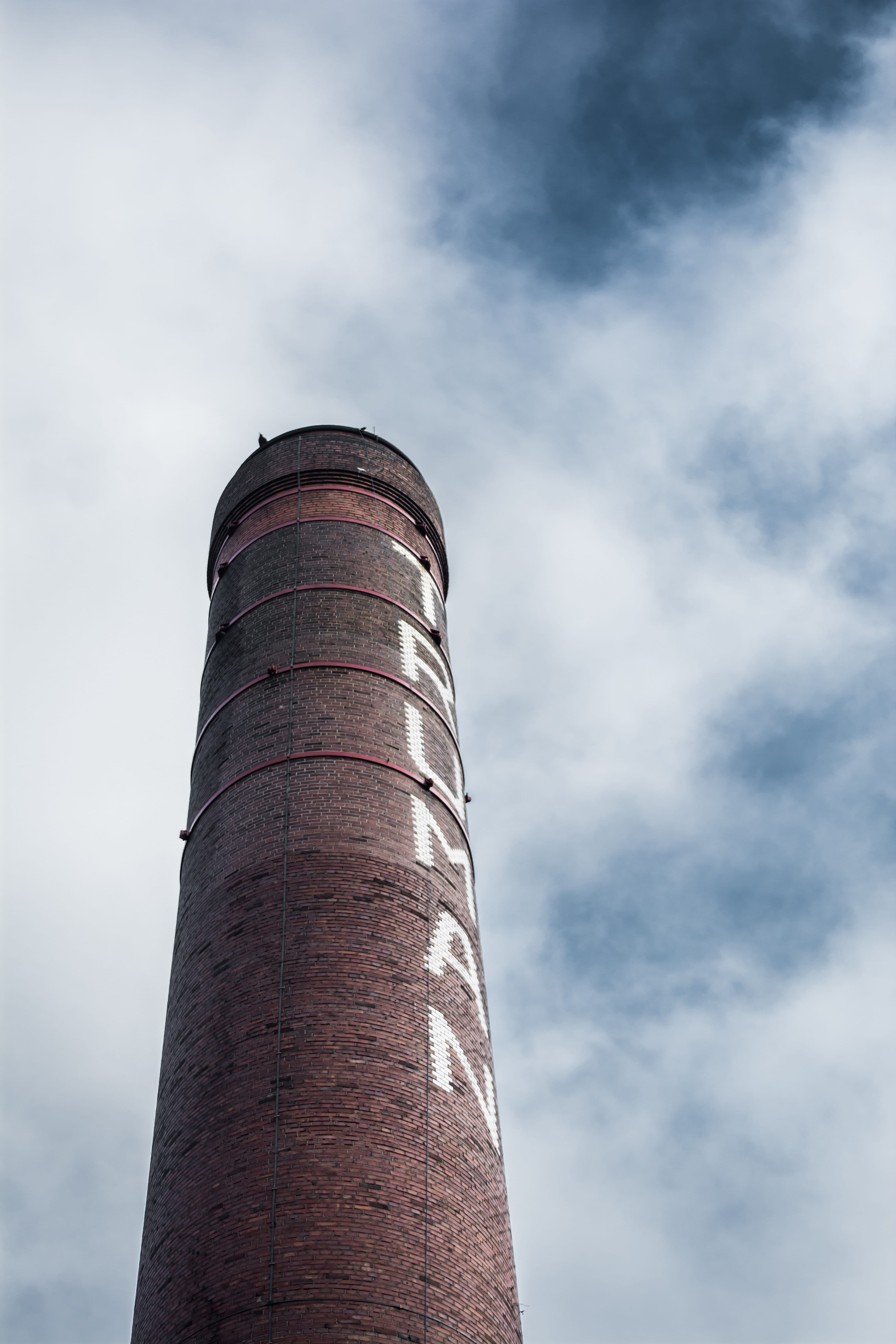 smoke - physical structure, low angle view, environment, no people, red, factory, pollution, architecture, day, outdoors, chimney, industry, tall - high, Phone HD Wallpaper