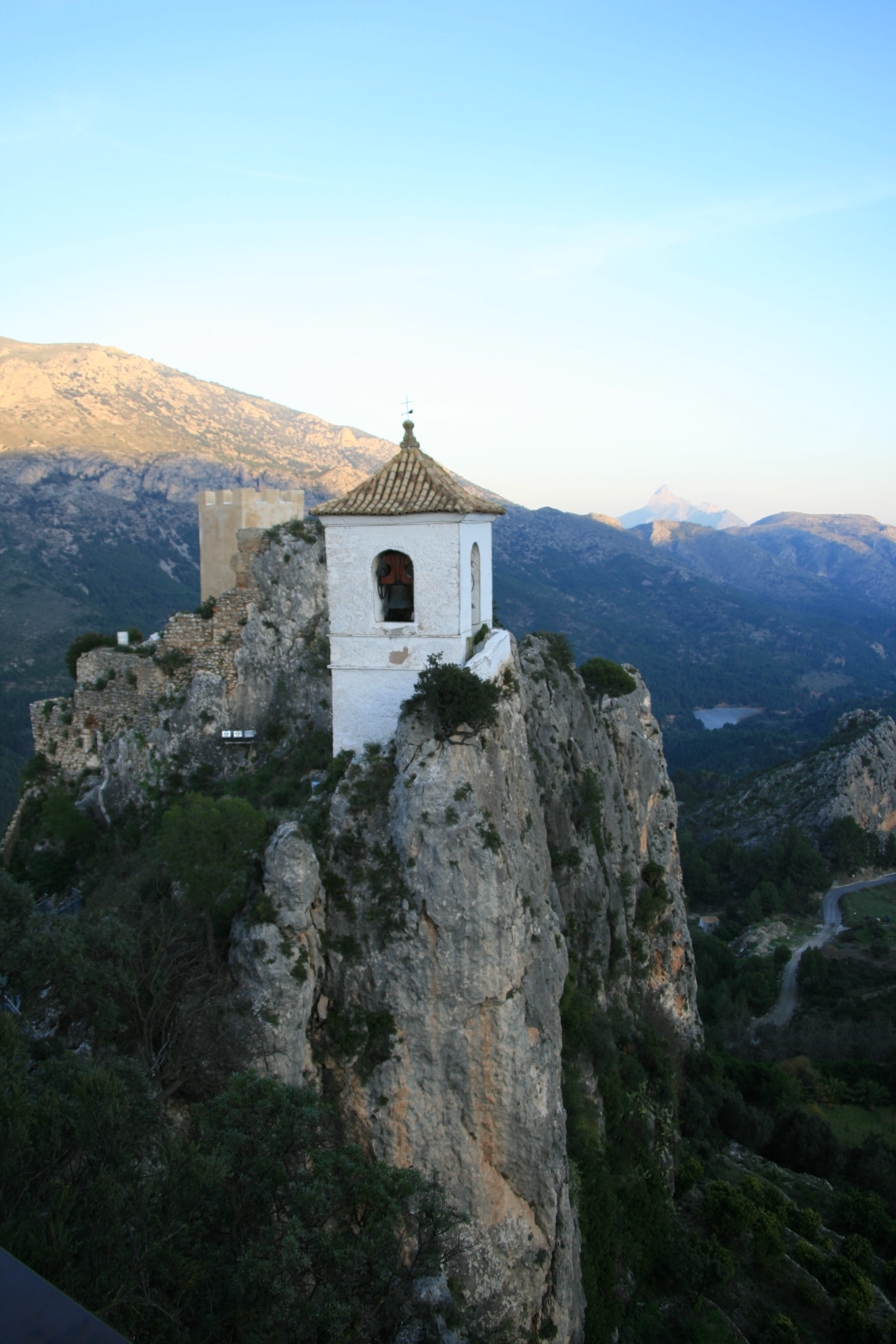 guardales, place of worship, religion, outdoors, building, fortress, spirituality, nature, the past, mountain range, mountain, belief, scenics - nature, Phone HD Wallpaper