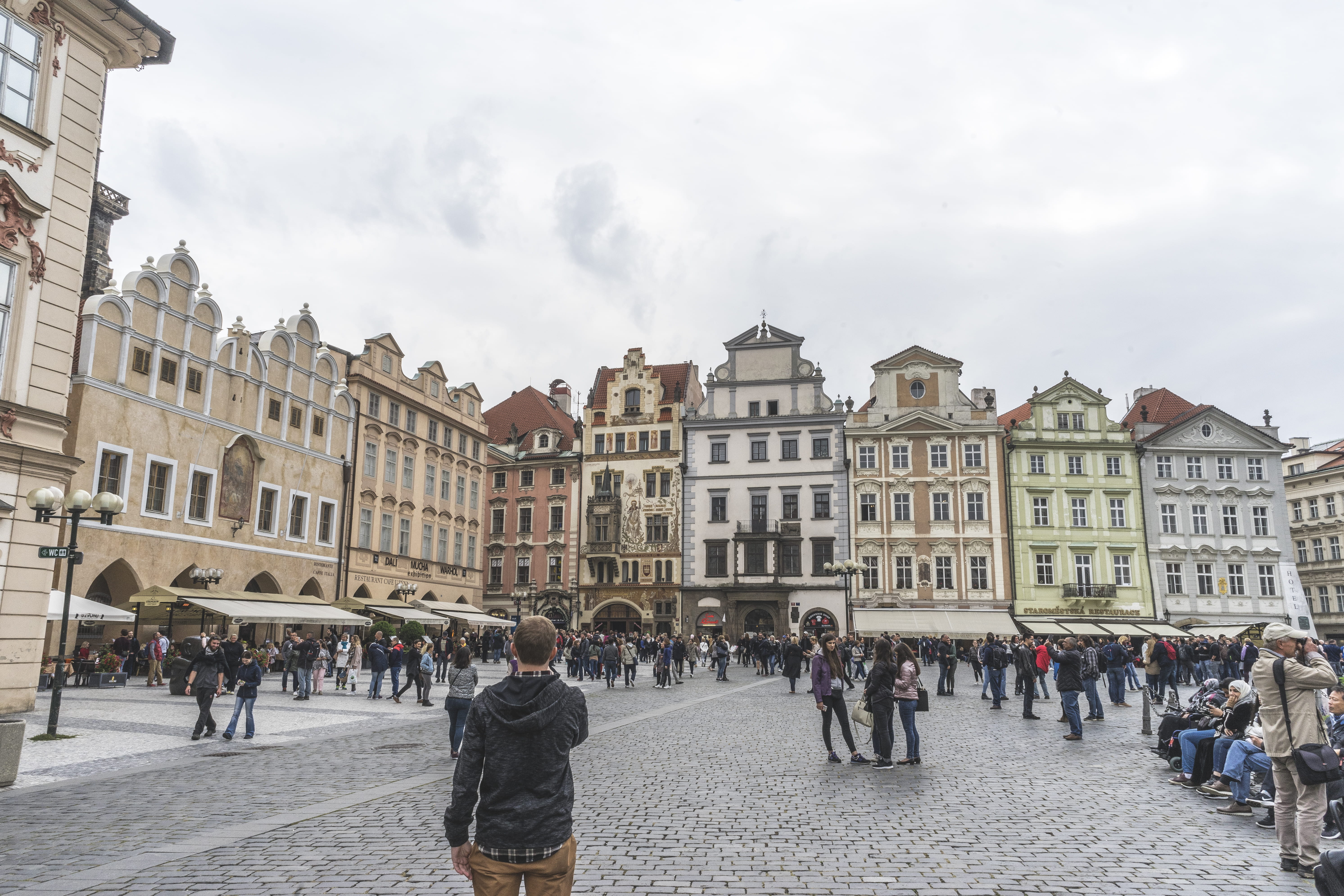 outdoors, cloud - sky, large group of people, city, czechia, city life, lifestyles, sky, crowd, center, brick, real people, street, day, prague, building exterior, HD Wallpaper
