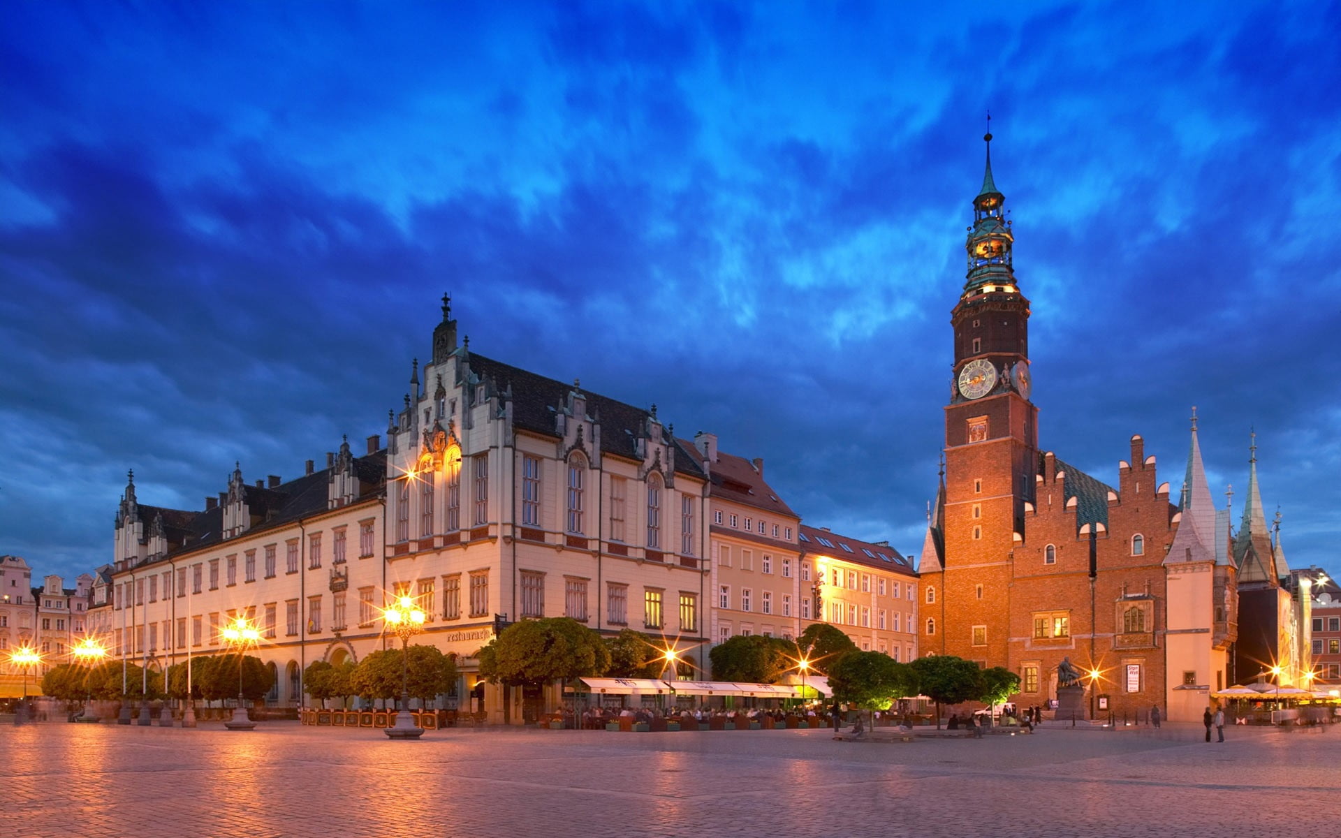 blue, famous Place, tourism, architecture, illuminated, town, clock, night, outdoors, germany, palace, capital Cities, city, urban Scene, medieval, building, HD Wallpaper