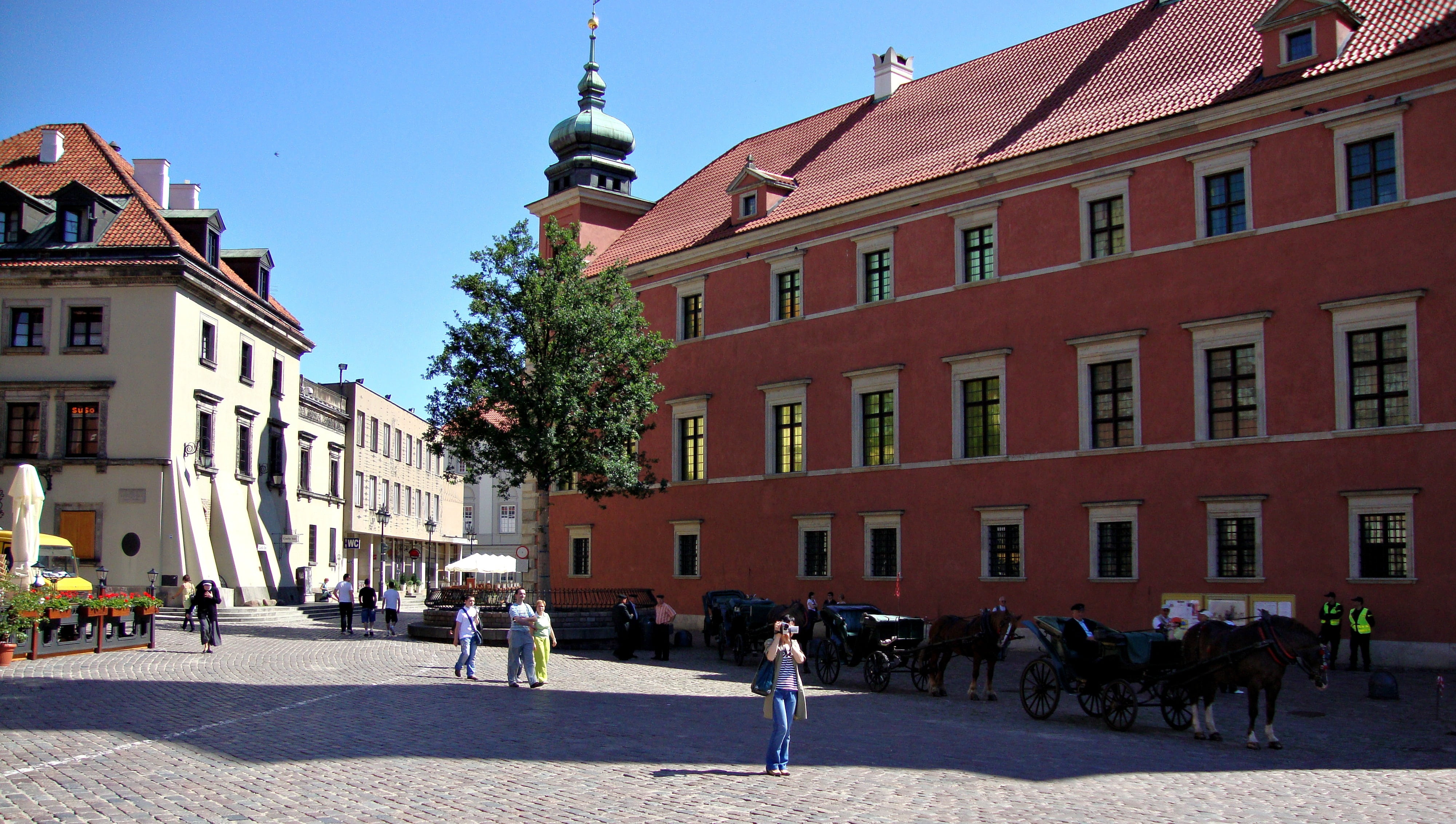 building, germany, people, town, built structure, travel, tourist, famous Place, city life, women, tourism, city, men, poland, day, outdoors, warsaw, town Square, HD Wallpaper