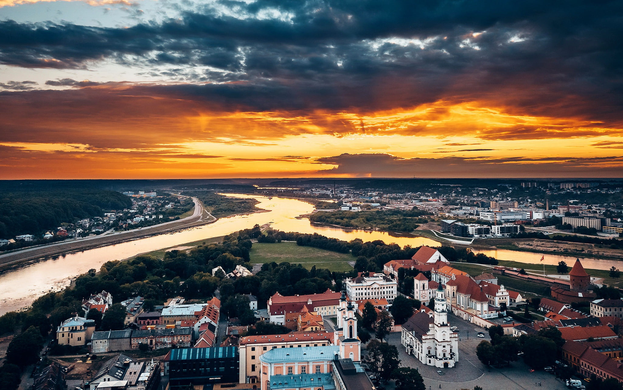 city, sky, sunset, cityscape, transportation, high angle view, orange color, architecture, Lithuania, crowded, the city, building exterior, outdoors, crowd, HD Wallpaper