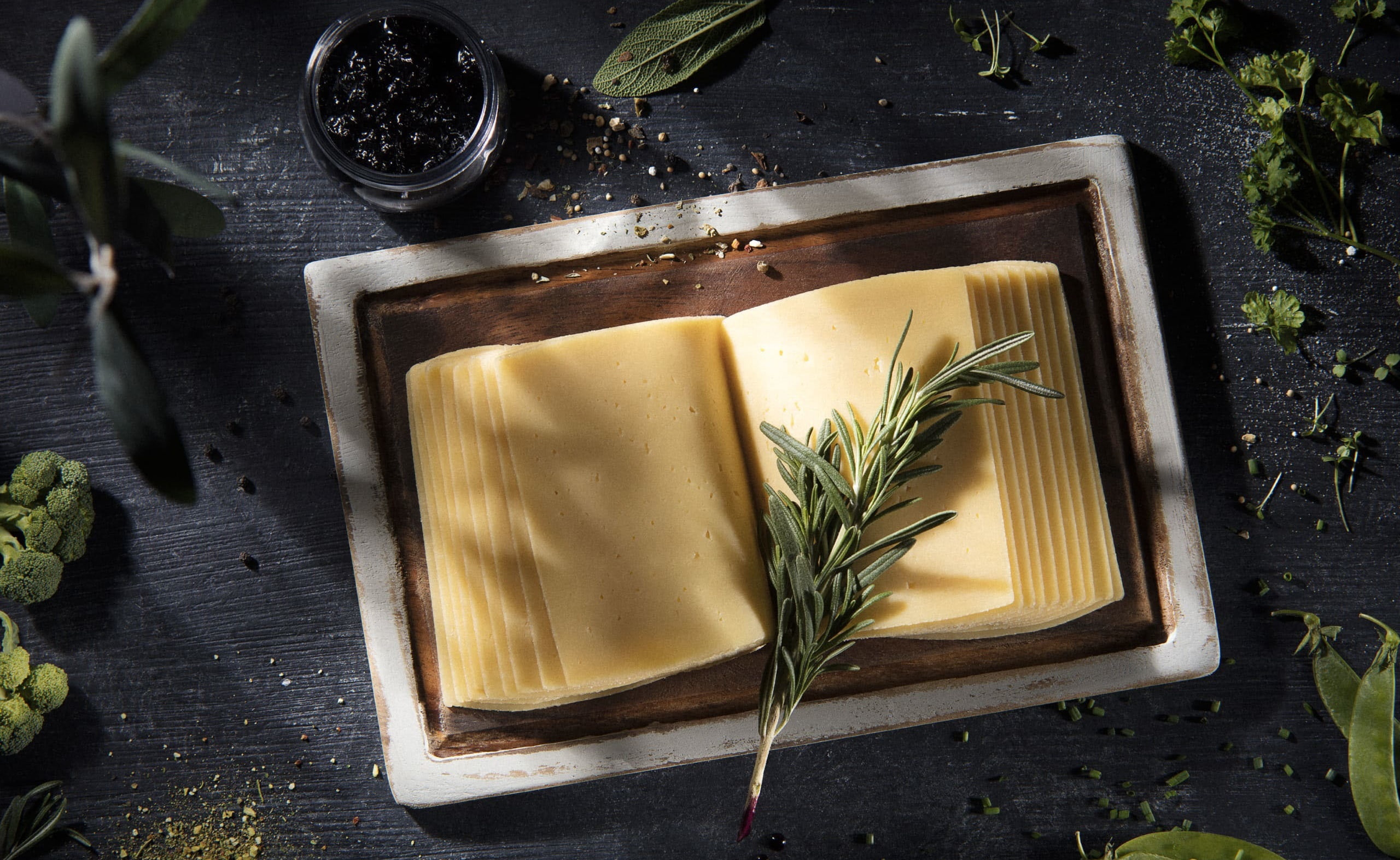 tray, rosemary, foodart, Design, freshness, no people, still life, Slices, Food, directly above, wellbeing, herb, leaf, plant, 2K, art, spices, Cheese, HD Wallpaper