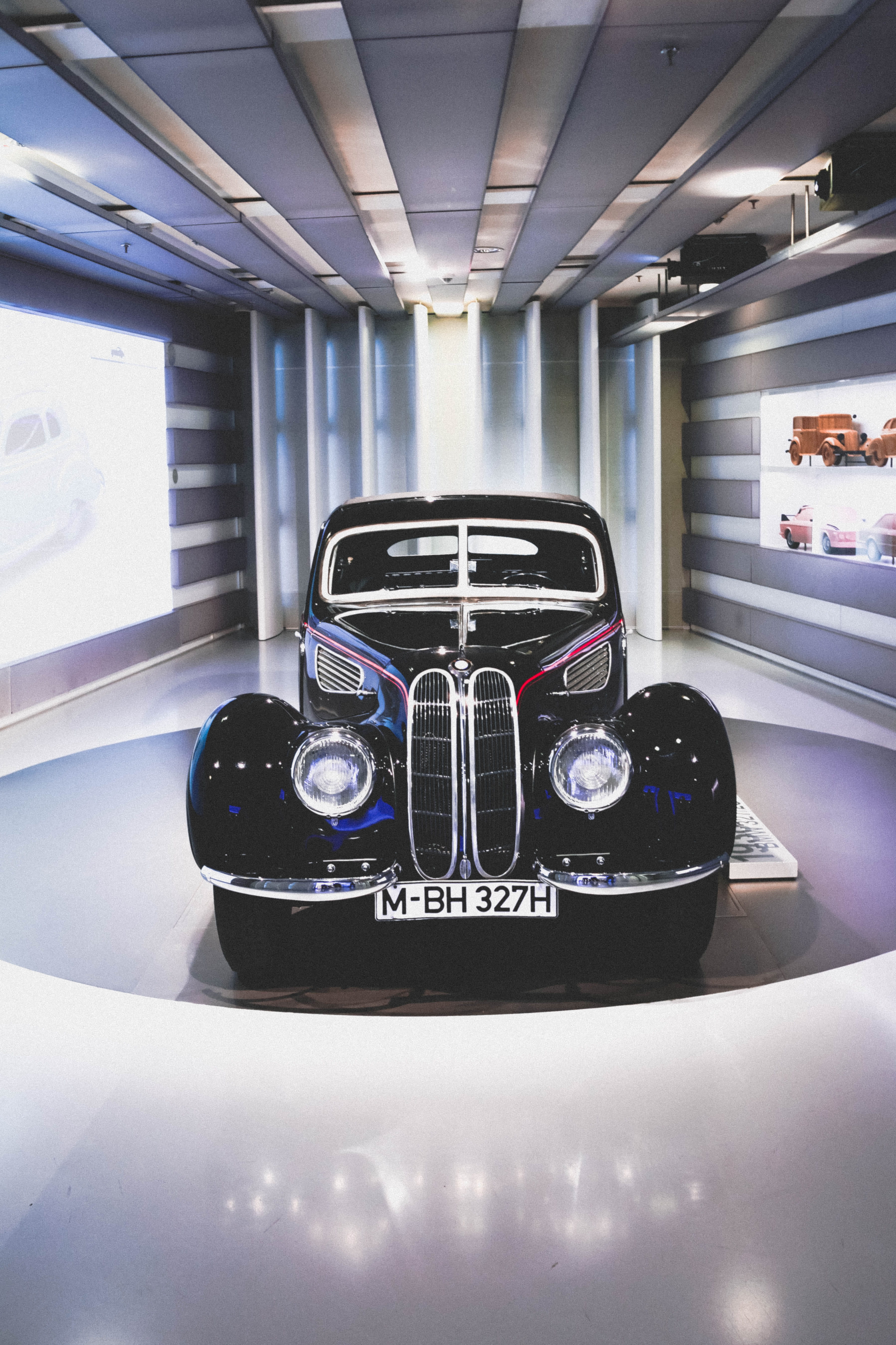 cityscape, mode of transportation, transportation, car interior, bmw museum, abstract, buildings, travel, cars, munich, 5K, car, day, lookingup, geometry, Phone HD Wallpaper