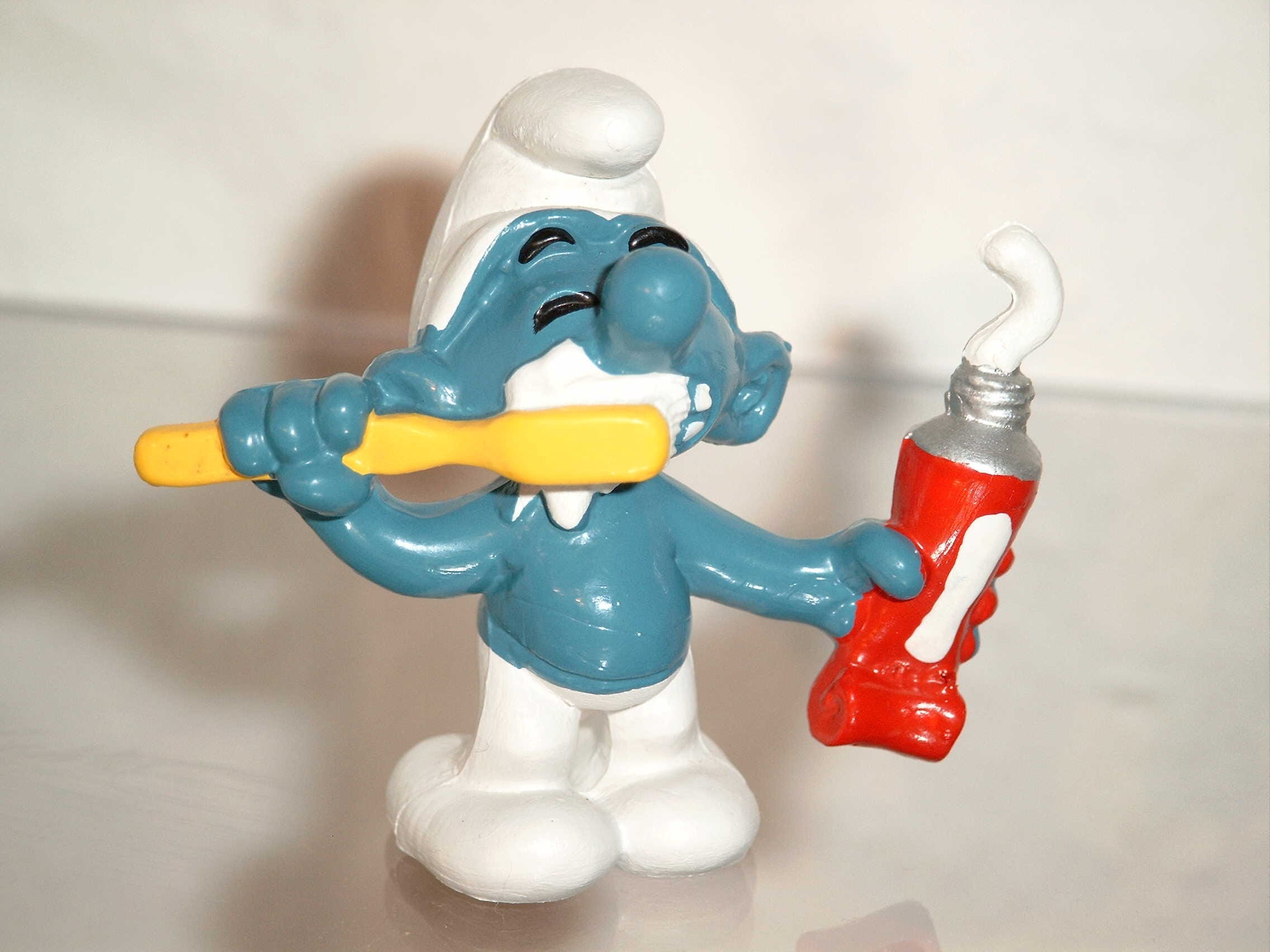 male likeness, no people, figurine, human representation, plastic, indoors, Toothbrush, toy, red, 1080P, Toothpaste, close-up, holding, metal, science, HD Wallpaper