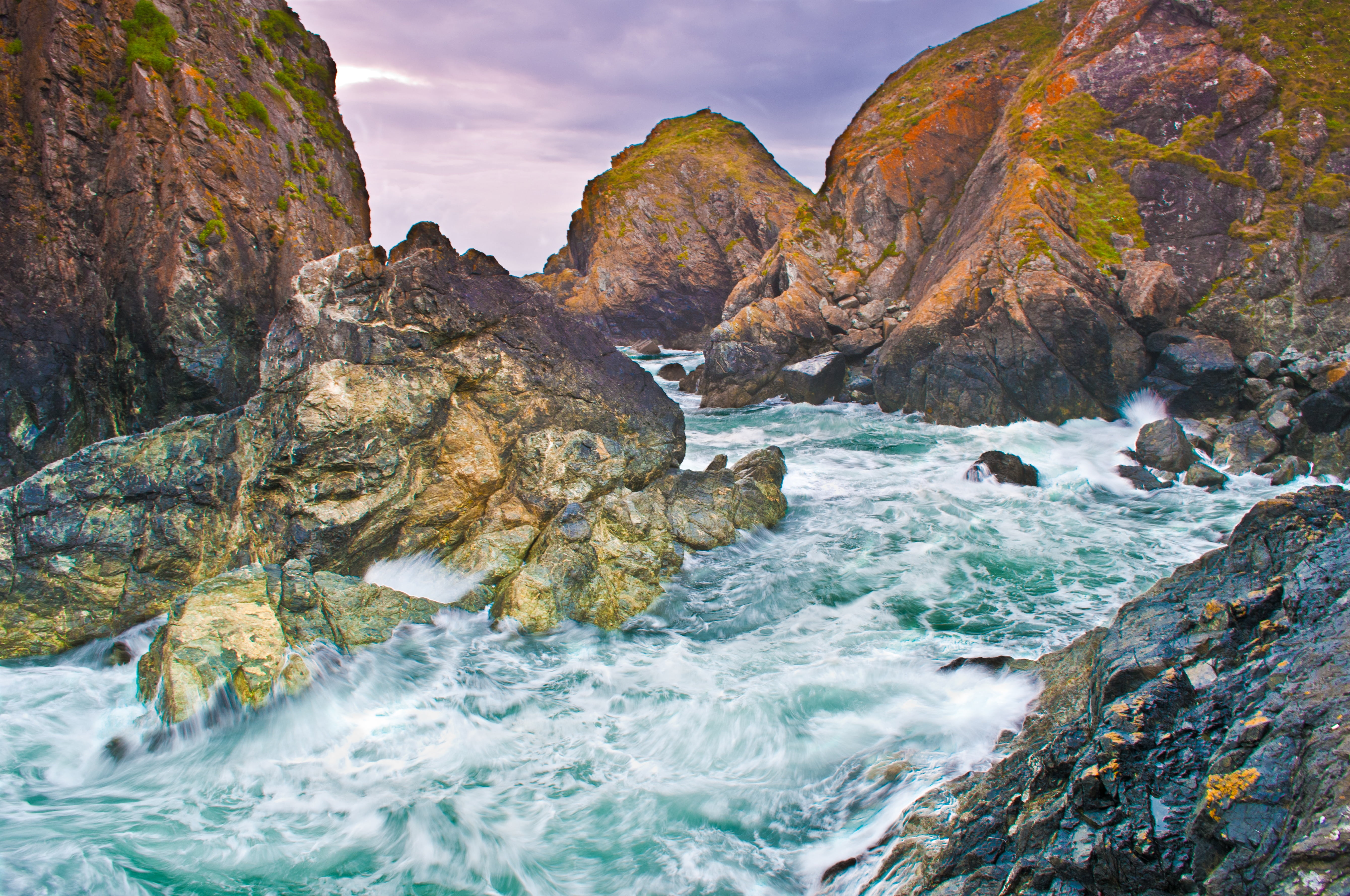 beauty in nature, waves, water, england, rocky, 5K, tranquil scene, no people, cove, shore, rock, rock - object, flowing, flowing water, twilight, english, HD Wallpaper