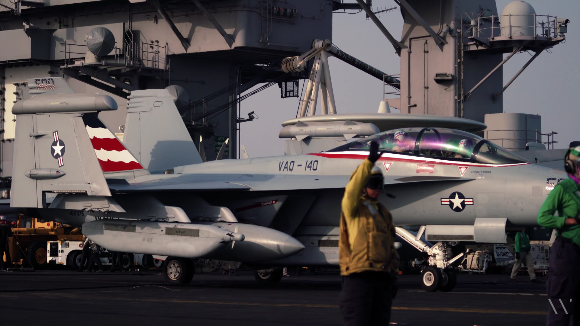 Boeing E/A-18G Growler, Boeing EA-18G Growler, travel, transportation, day, stationary, real people, aerospace industry, outdoors, occupation, 7TH Carrier Air Wing, HD Wallpaper