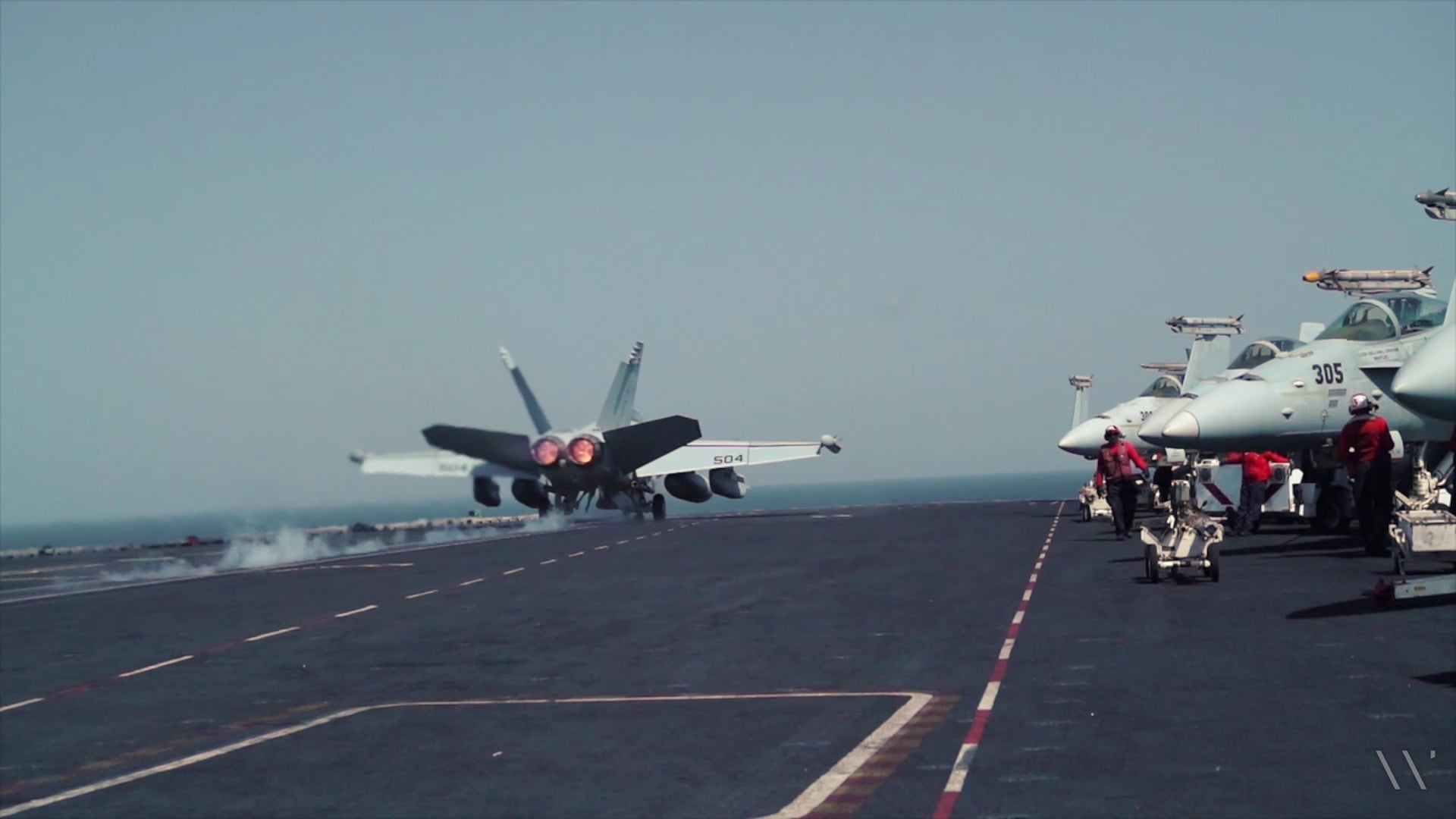 jet, 7TH Carrier Air Wing, group of people, nature, Multirole fighter, fighter, afterburner, air vehicle, airplane, Crash and Salvage, flying, USS Harry S. Truman, HD Wallpaper