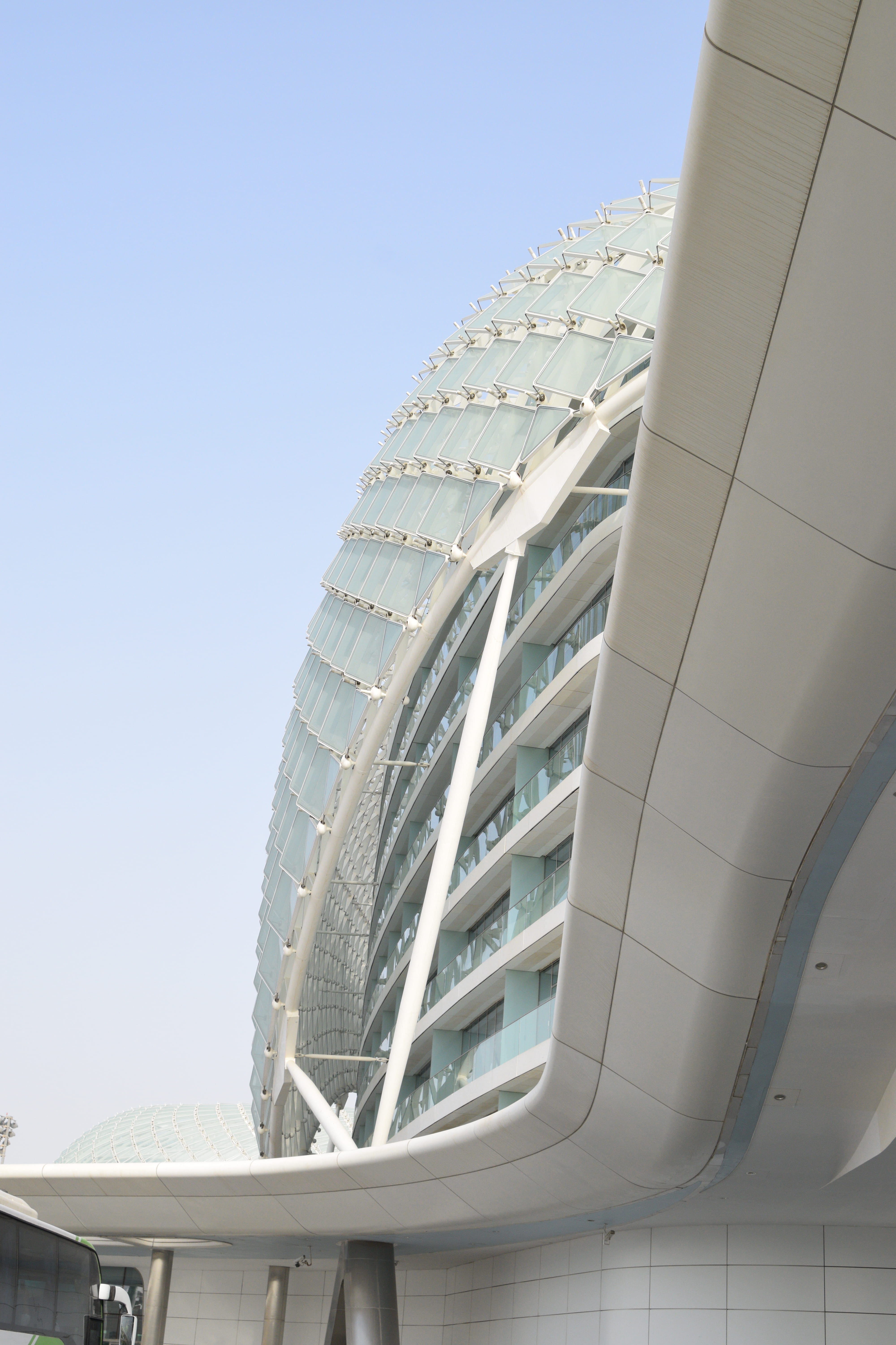 travel, day, blue, abu dhabi, skyscraper, yas island, built structure, architectur, yas viceroy, architecture, 5K, modern architectur, nature, city, no people, Phone HD Wallpaper