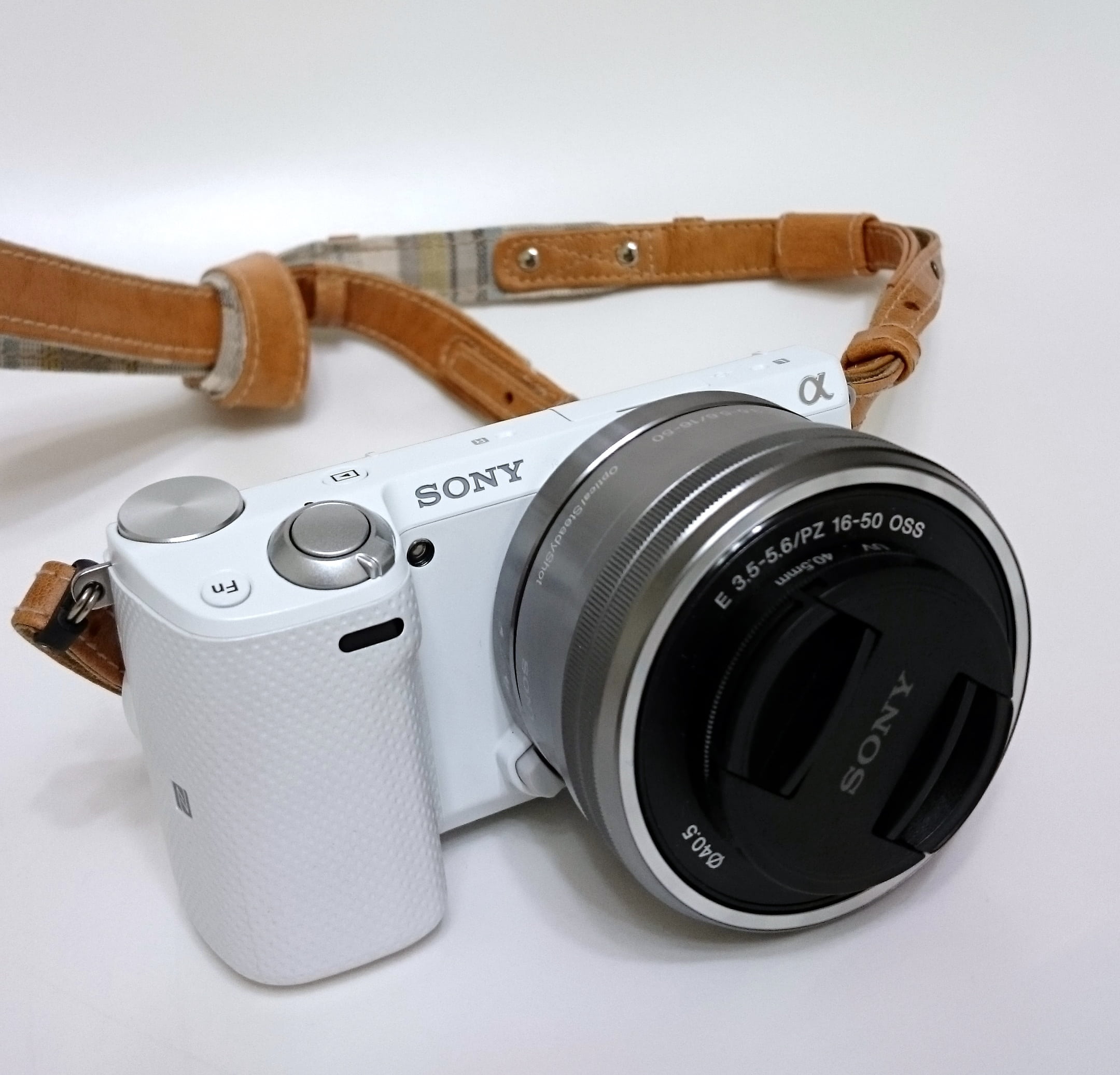still life, photographic equipment, studio shot, camera, white background, camera - photographic equipment, wood - material, high angle view, indoors, annex 5t, HD Wallpaper
