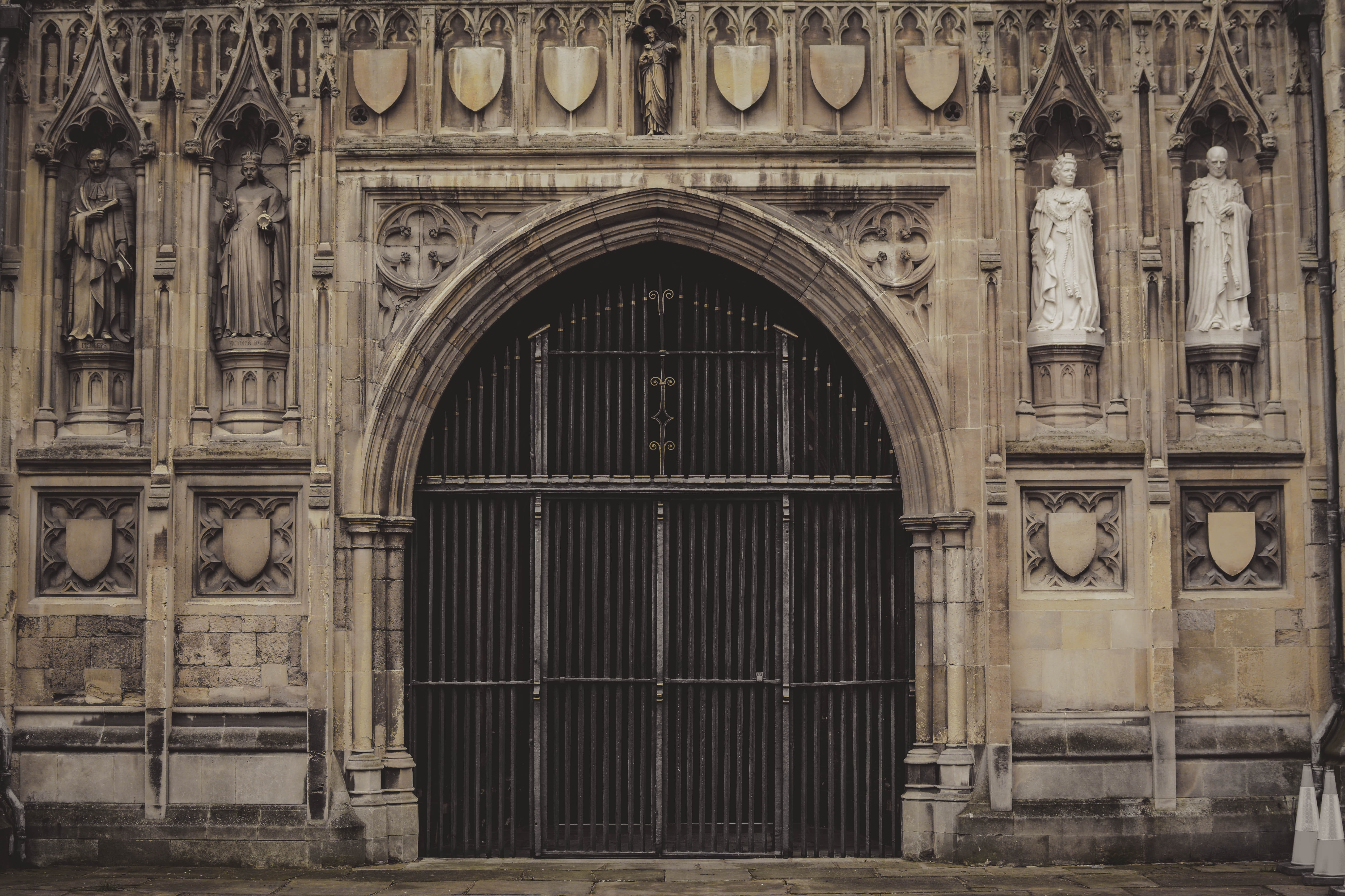 closed, creativity, building exterior, gothic, religious, arch, uk, england, human representation, sacred, no people, english, sculpture, architecture, HD Wallpaper