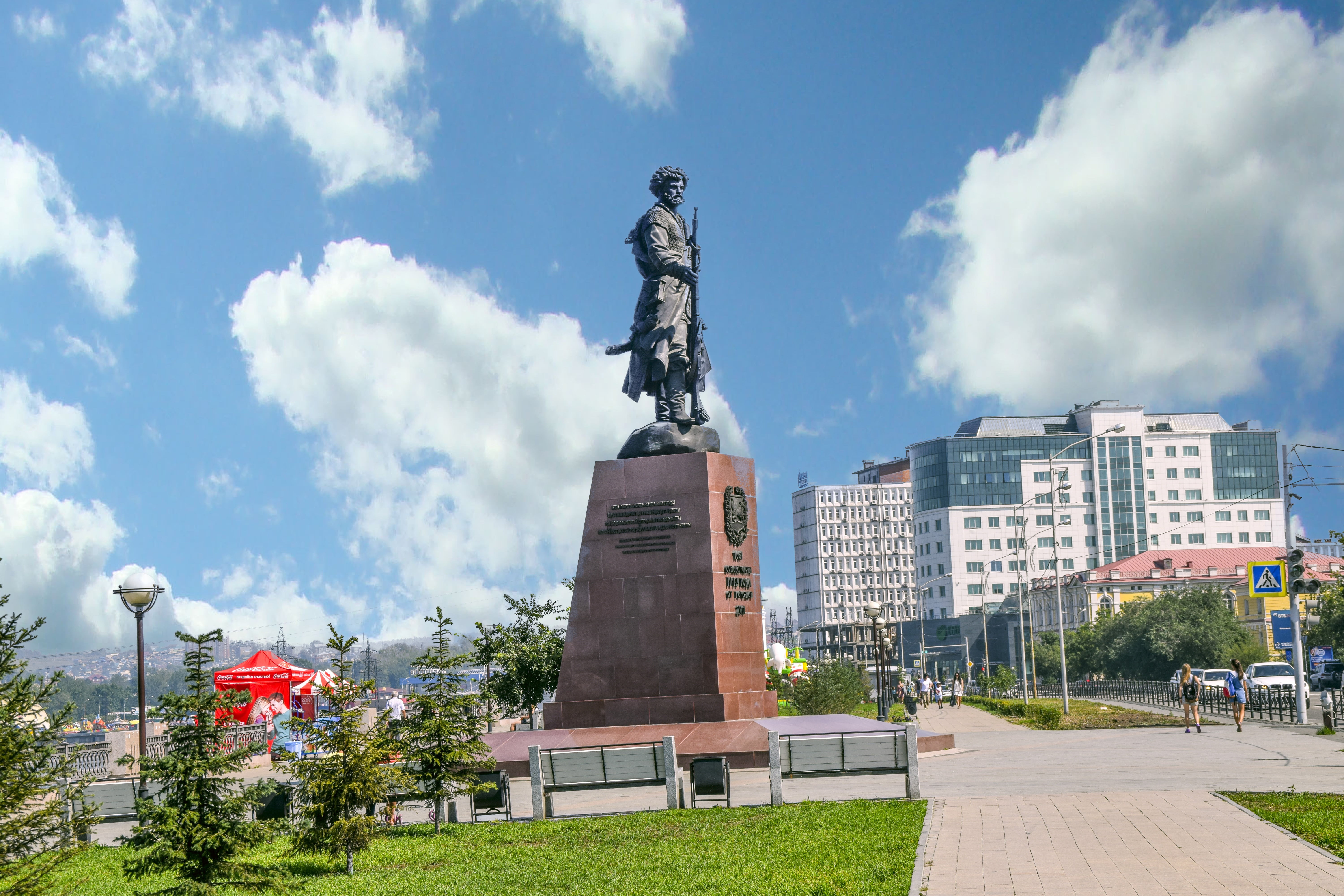 irkutsk, sculpture, sky, day, government, city, art and craft, female likeness, building exterior, monument, memorial, plant, no people, statue, human representation, HD Wallpaper