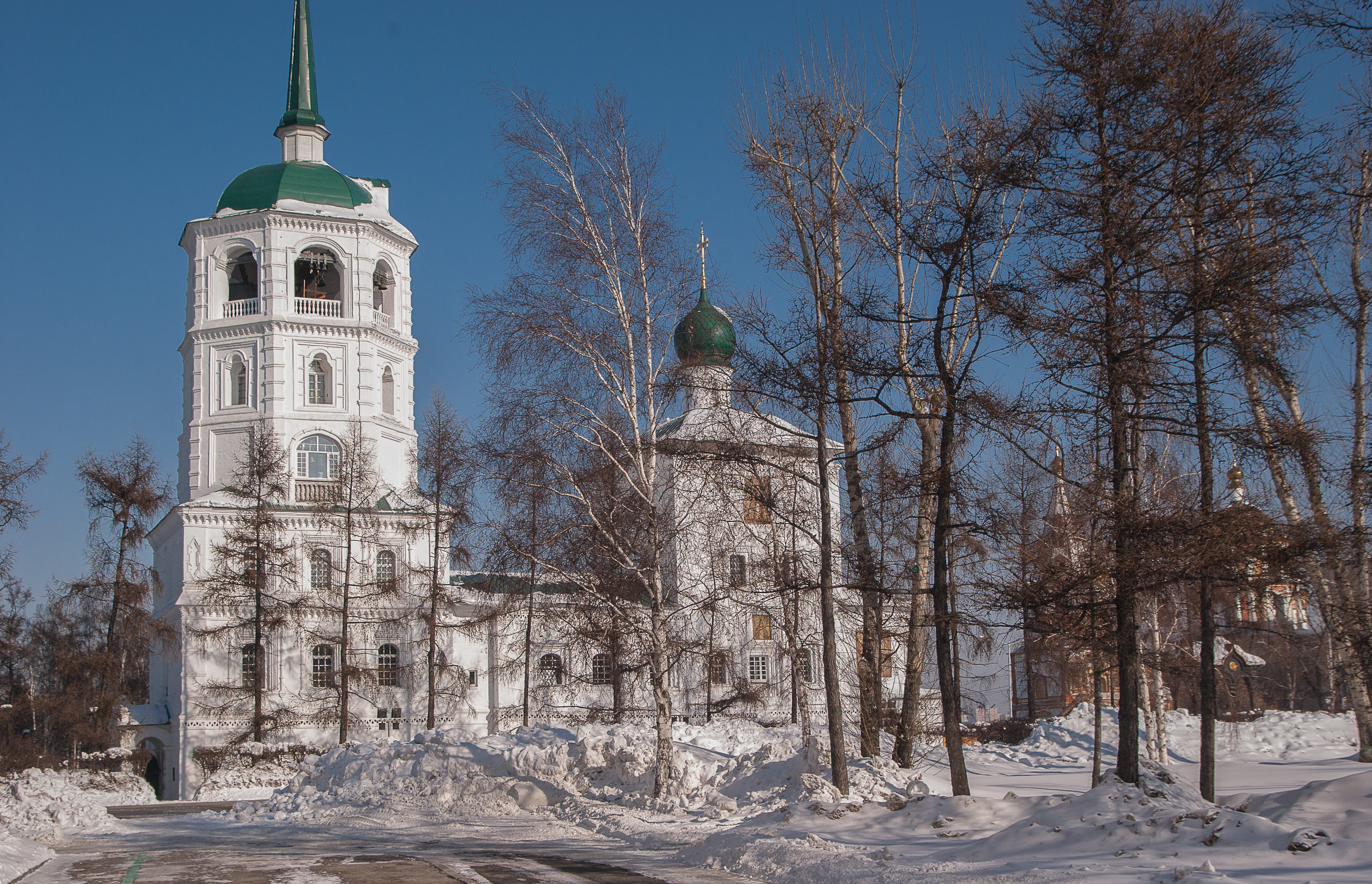 day, 2K, plant, low angle view, place of worship, winter landscape, orthodox, religion, church, tower, tree, no people, architectural column, snow, built structure, HD Wallpaper