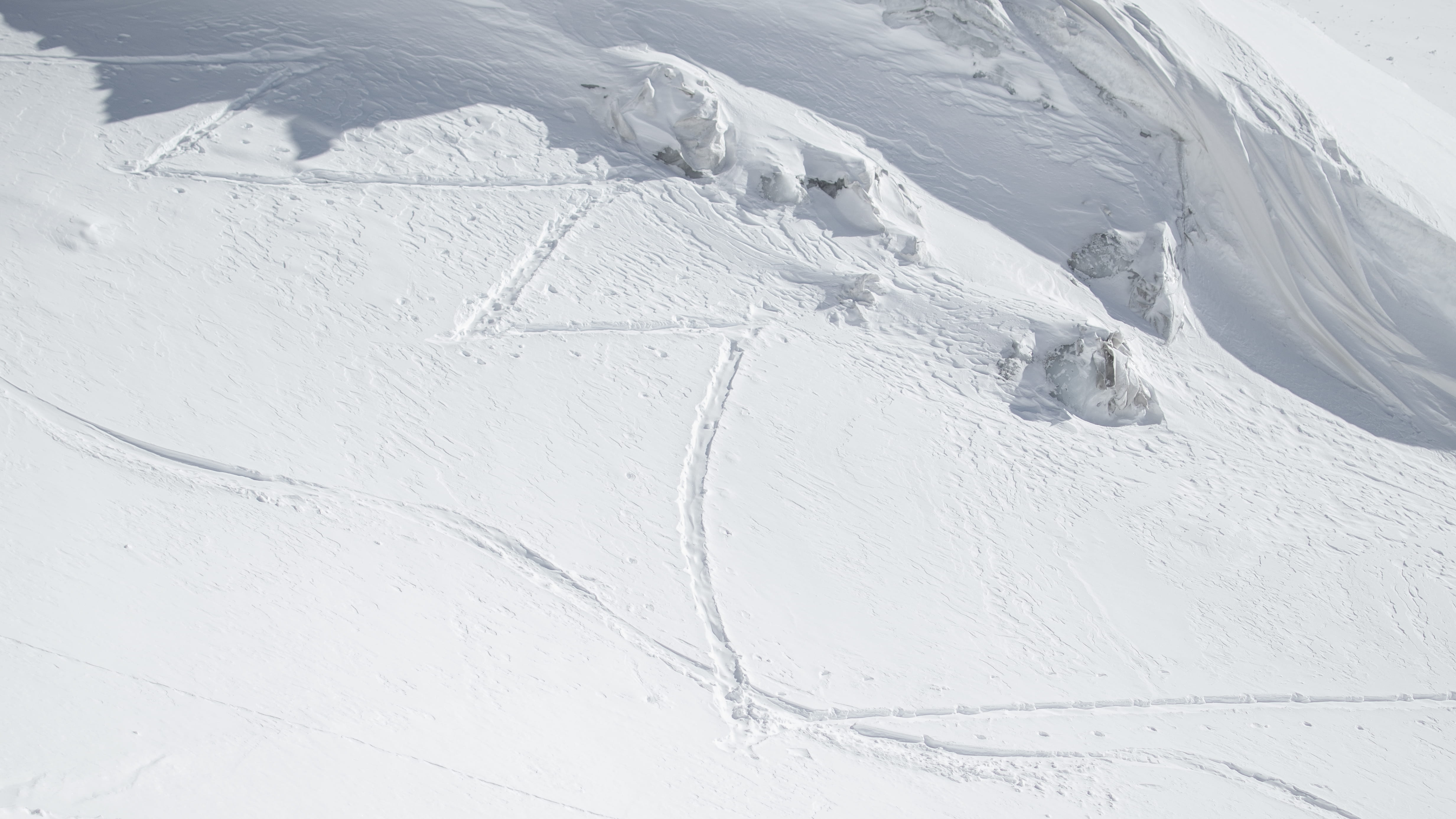 sports, high angle view, day, storm, ski track, weather, slope, snow angel, cold temperature, outdoors, sunlight, piste, snowcapped mountain, stubaier gletscher, HD Wallpaper