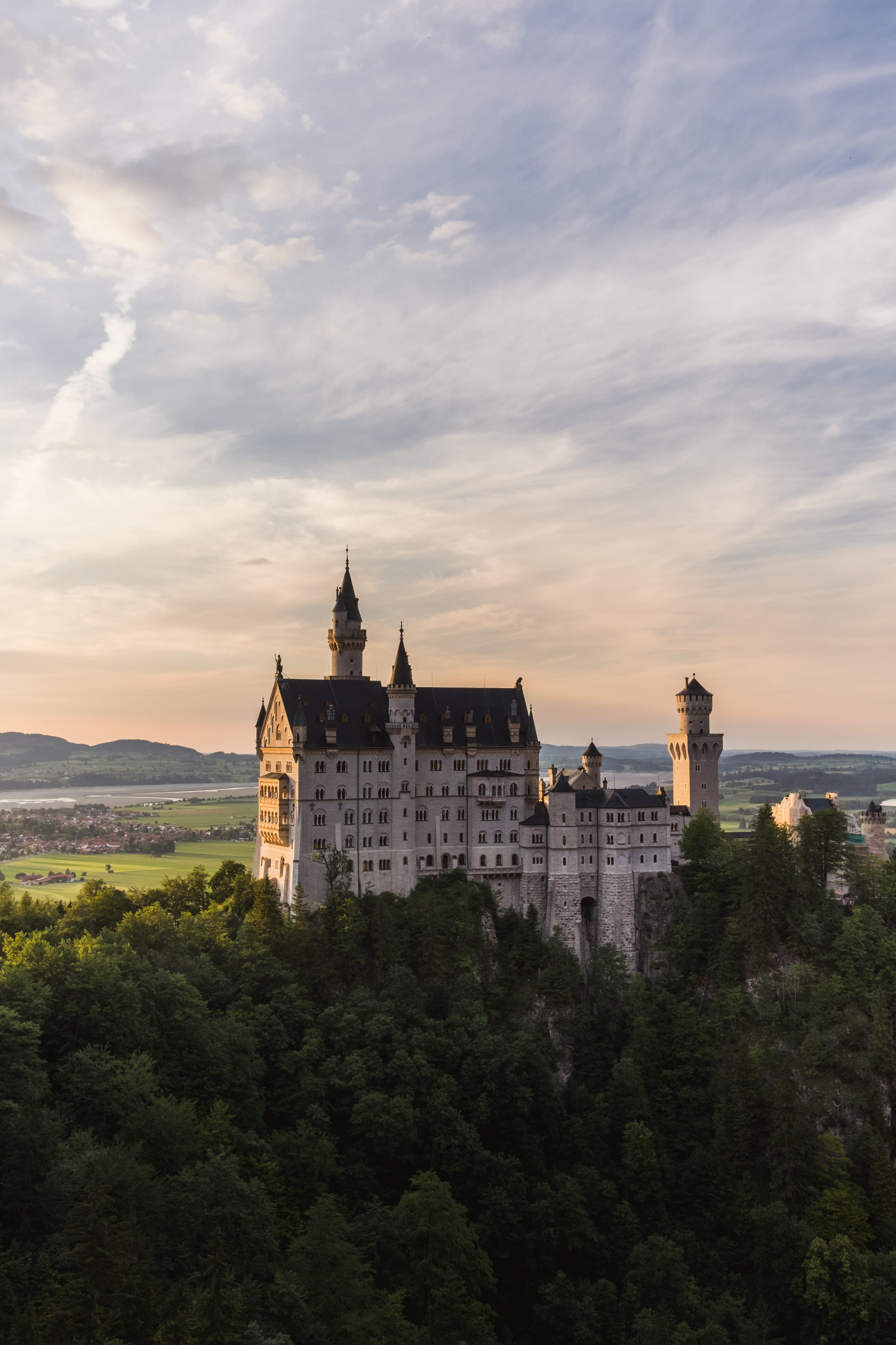 the past, day, 4K, metropolis, town, tower, time, plant, alps, cloud - sky, schloss, travel, neuschwanstein, no people, tree, built structure, alpen, building, Phone HD Wallpaper