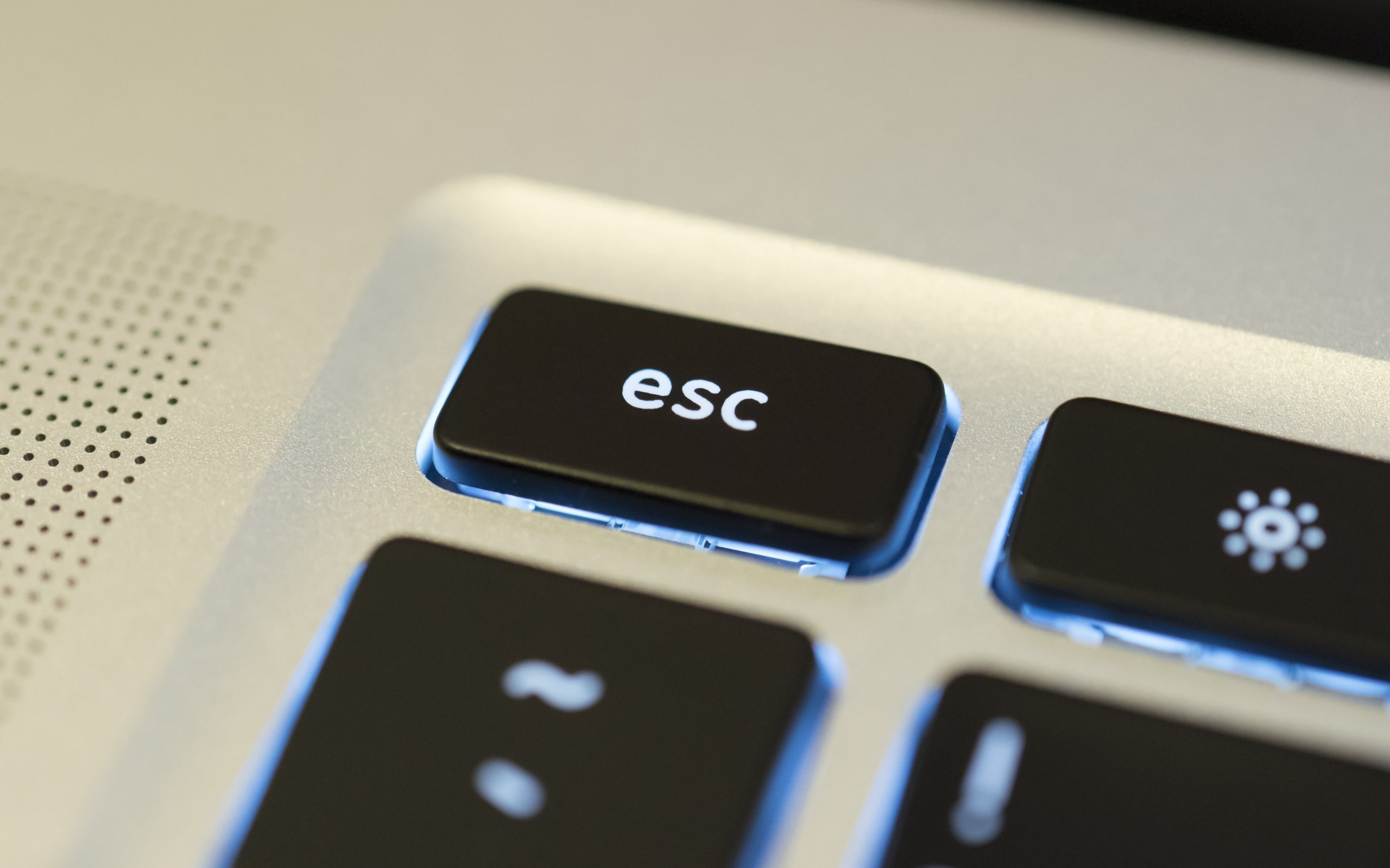 high, computer icon, computer, hd, connection, communication, computer part, quality, backlight, push button, technology, wallpa, keyboard, esc, 2K, portable information device, HD Wallpaper