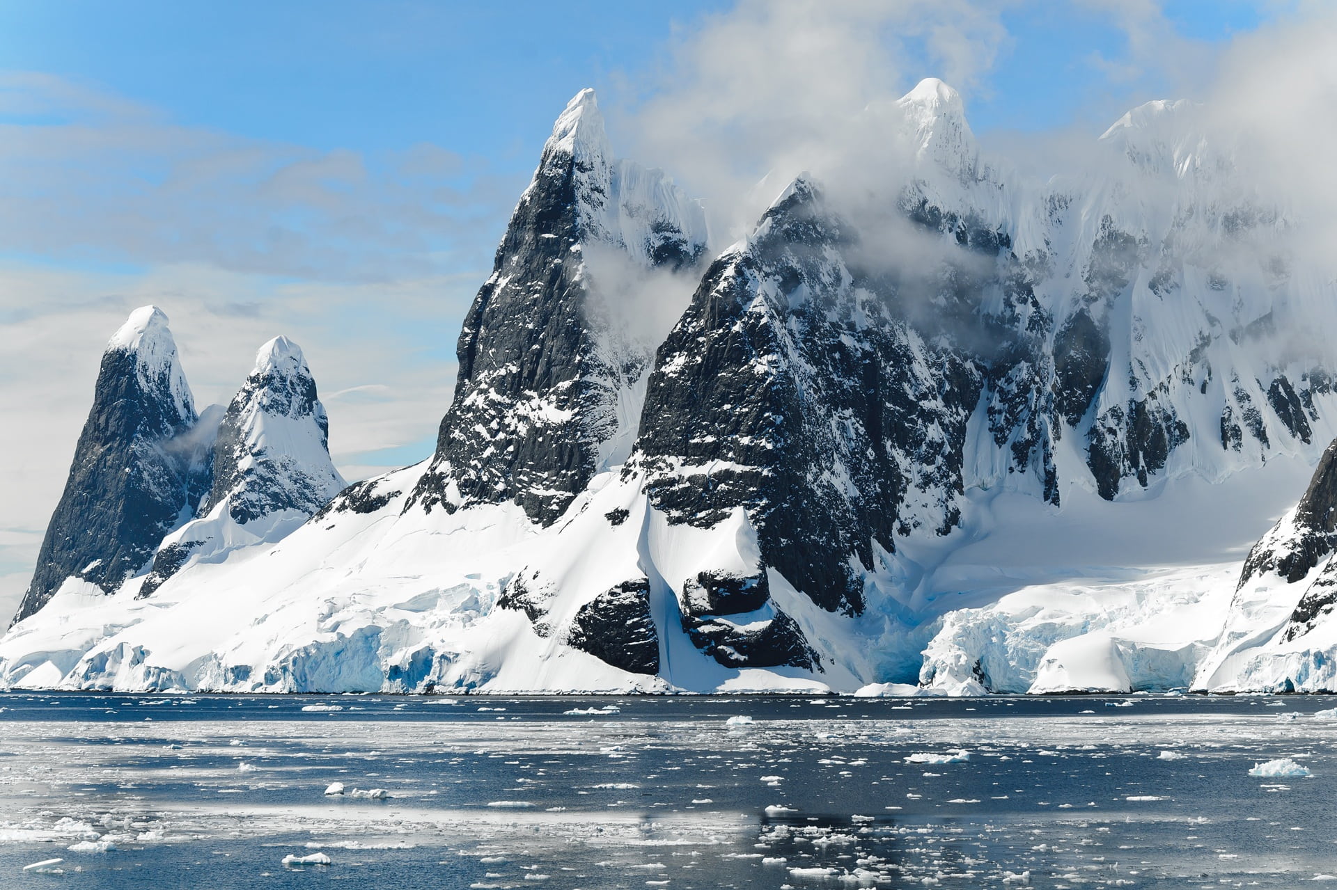 1080P, sport, cold, tranquil scene, scenics - nature, ice, sky, ocean, mountain, antarctica, sea, cloud - sky, snowcapped mountain, snow, outdoors, non-urban scene, HD Wallpaper