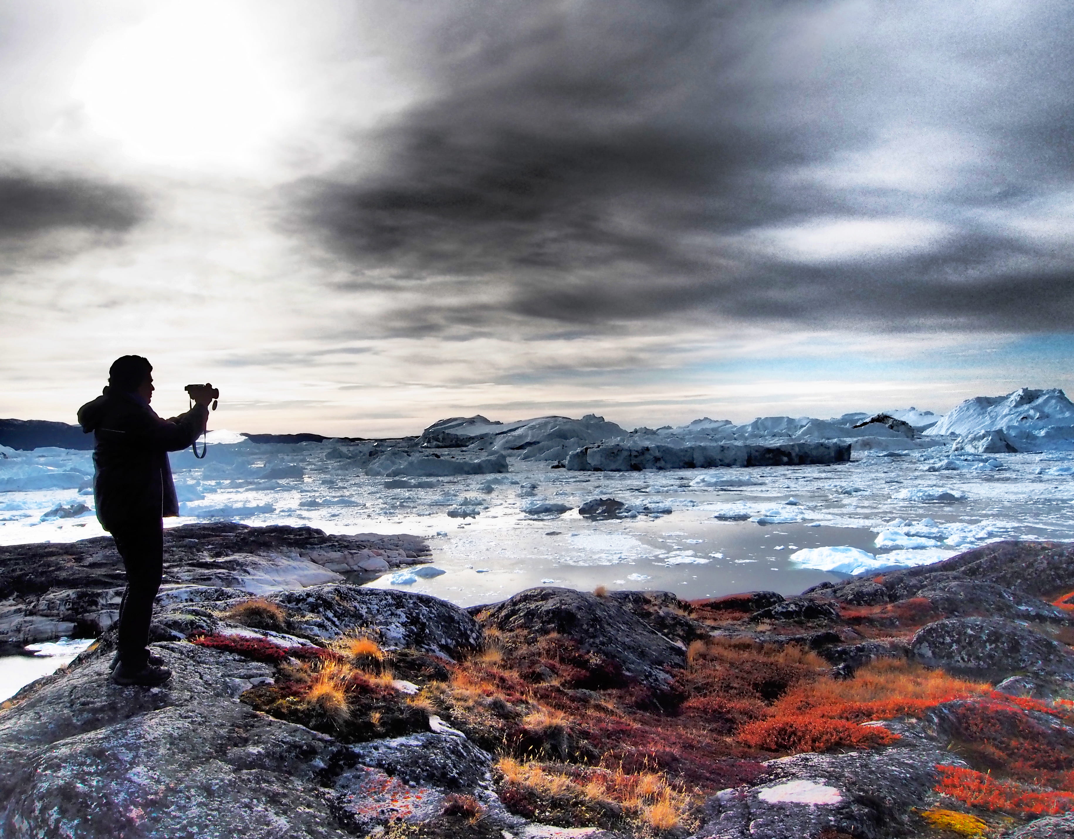 grönland, water, activity, greenland, standing, full length, climate change, ilulissat, cloud - sky, lifestyles, nature, one person, men, sky, real people, HD Wallpaper