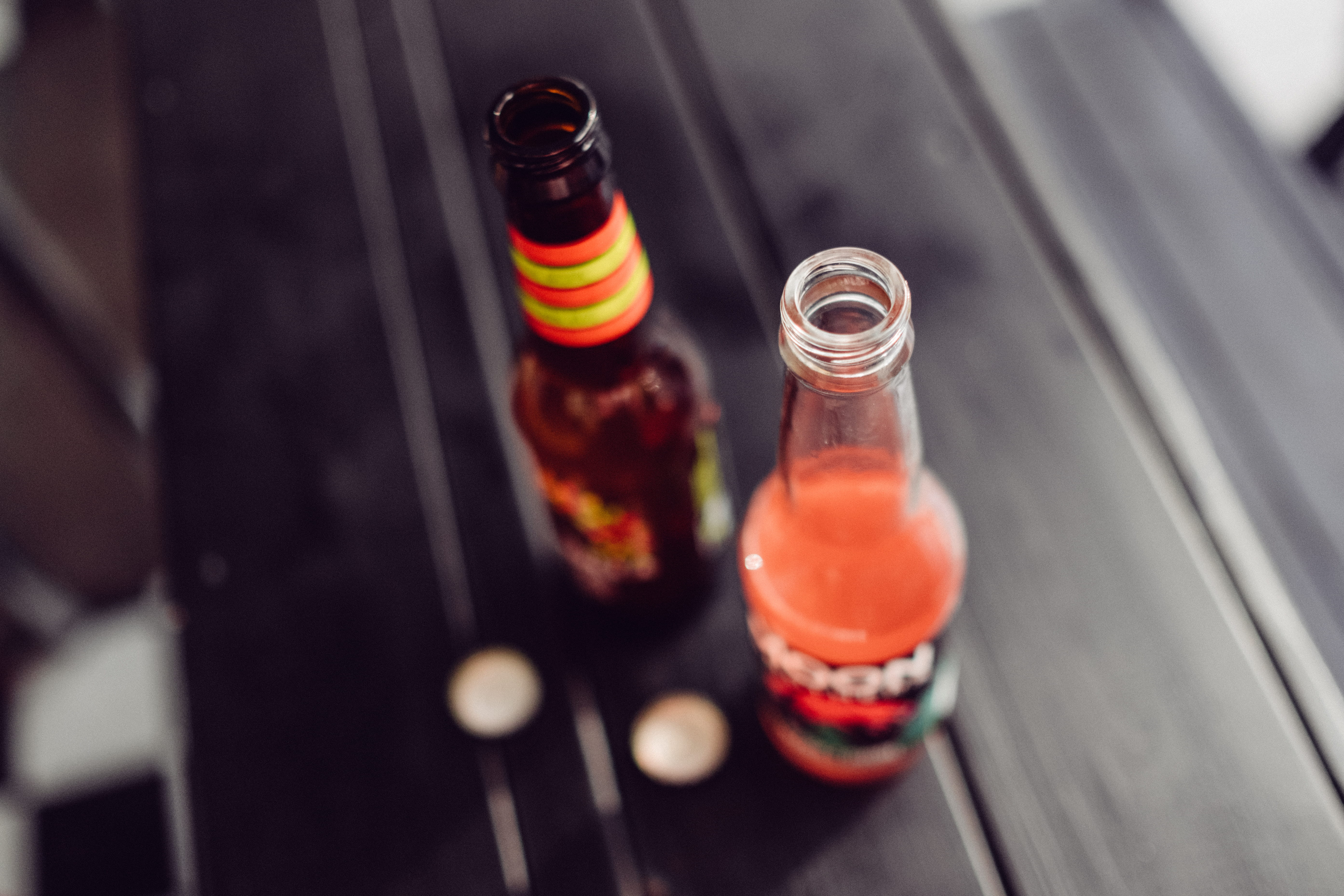 coke, nightlife, glass, 5K, focus, beer, group of objects, food and drink, bokeh, macro, food, soda, seasoning, photography, closeup, indoors, two, refreshment, HD Wallpaper