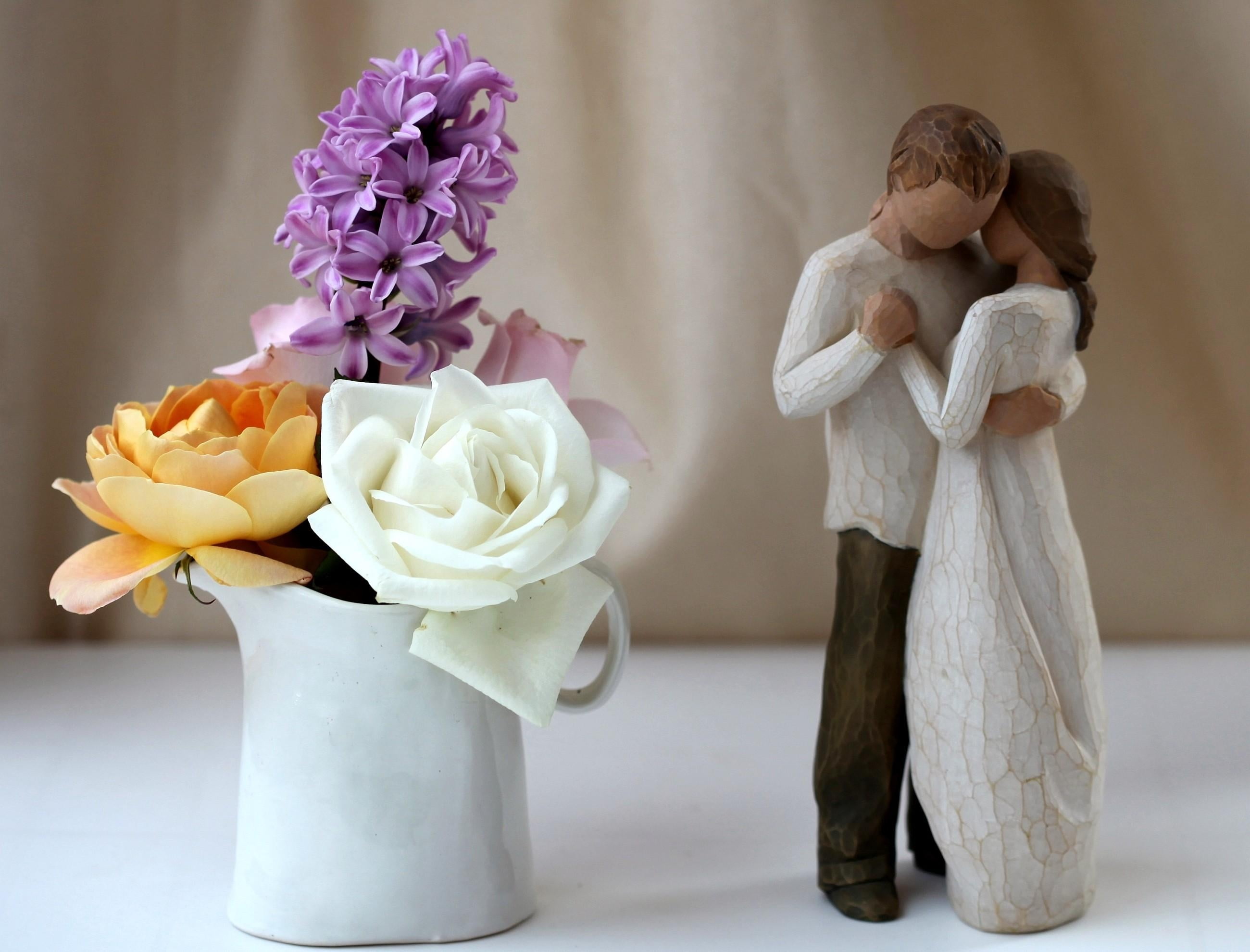 white, parent, willow, bouquet, women, beautiful, plant, female, 2K, pink Color, bunch of flowers, couple, rose, vase, tree, flower head, emotion, celebration, HD Wallpaper