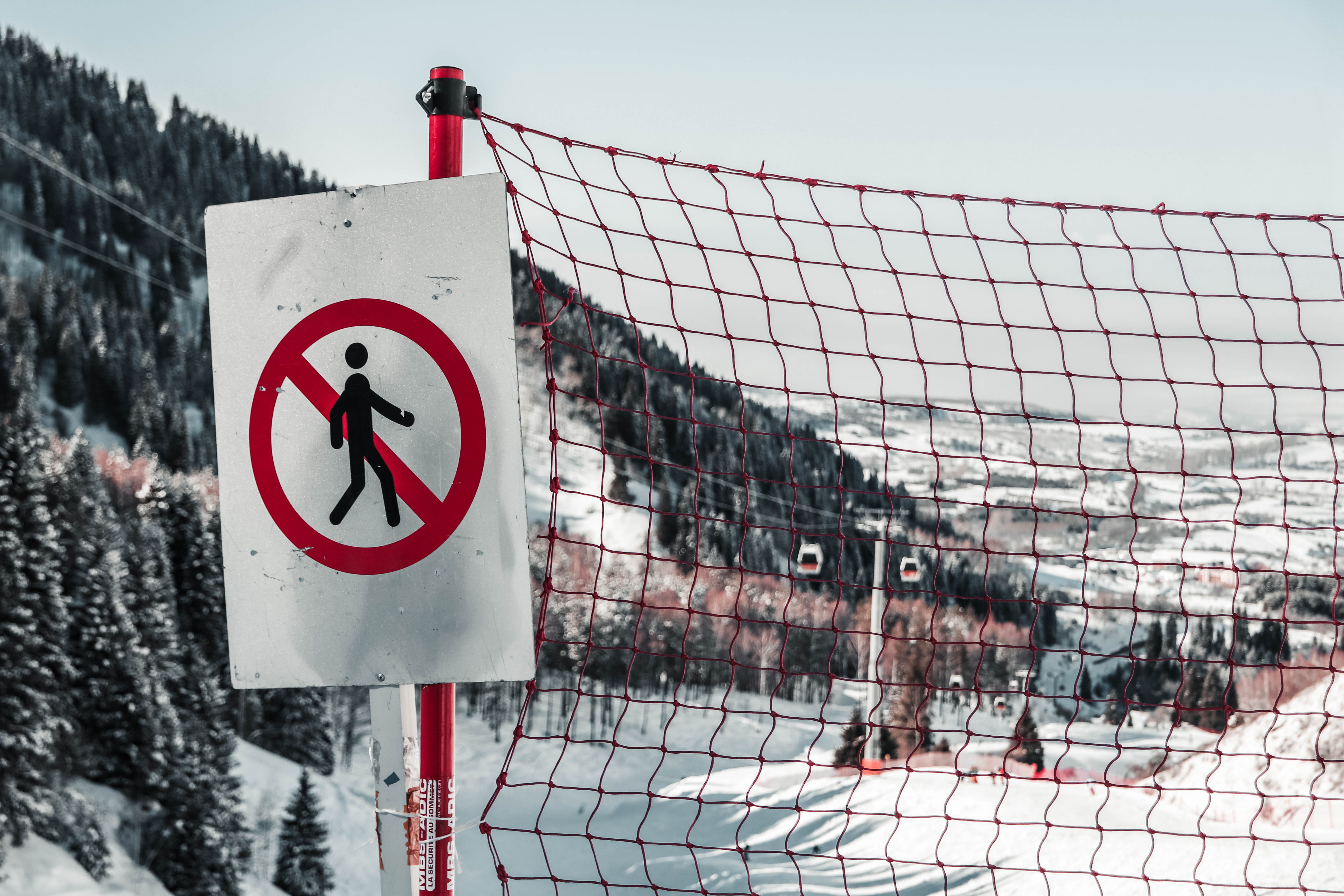 built structure, mountain view, nature, zing, daytime, walking, warning sign, frosty, nature photography, daylight, environment, communication, forest, HD Wallpaper