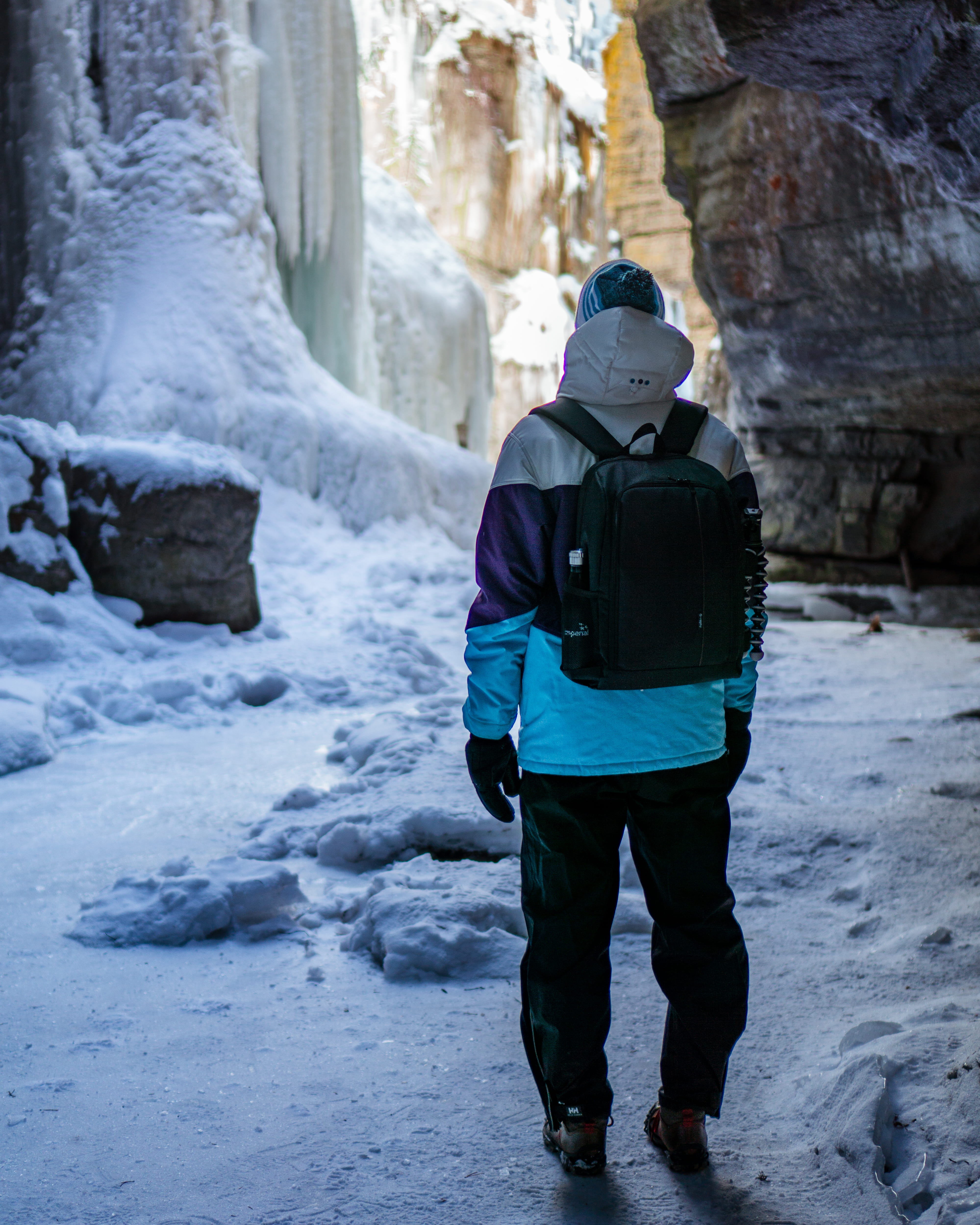 explore, cold temperature, outdoors, full length, person, men, bag, human, clothing, leisure activity, real people, rear view, ice, land, standing, footwear, Phone HD Wallpaper