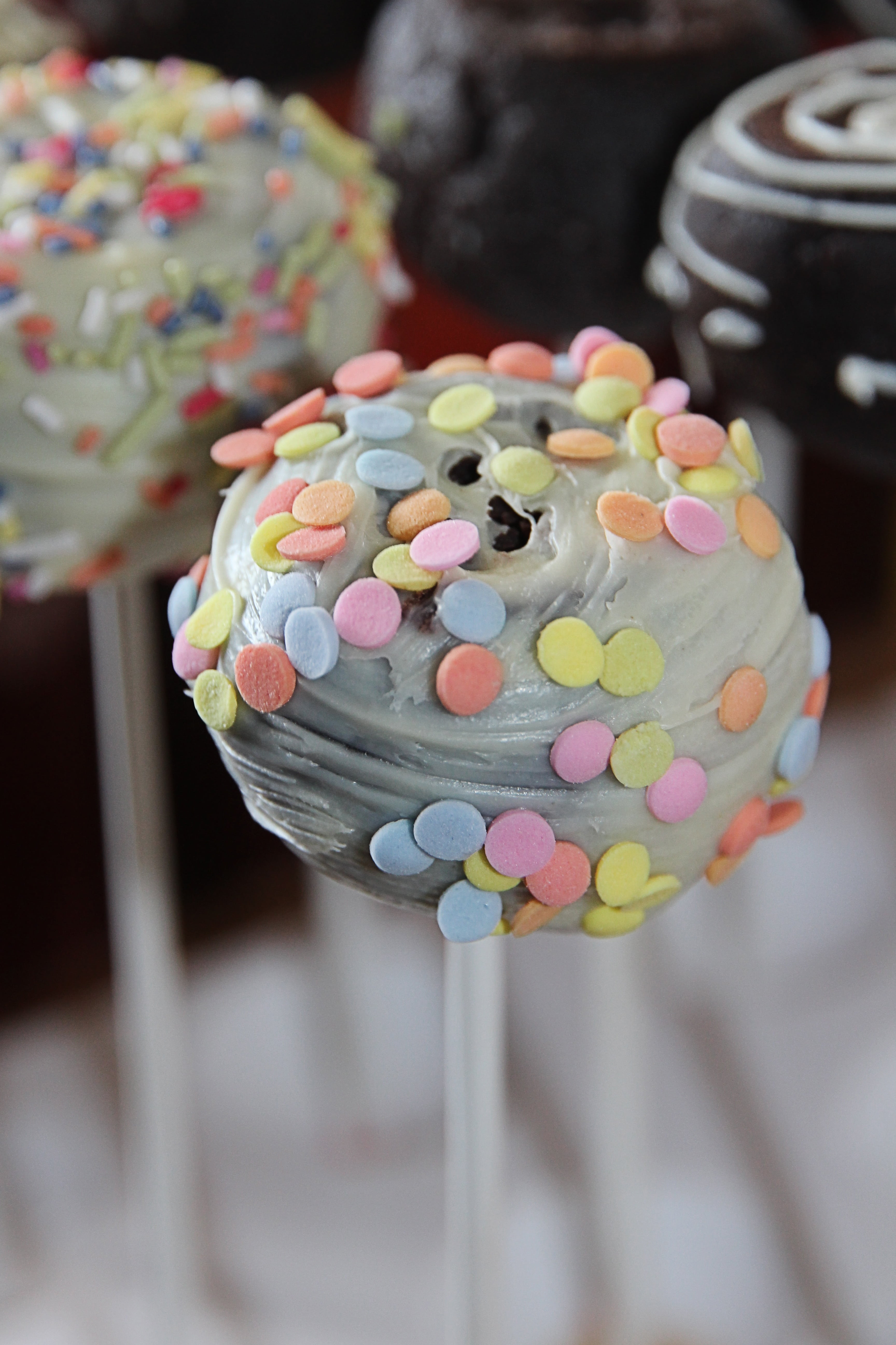 5K, popcake, dessert, cookie, close-up, food, large group of objects, indulgence, delicious, sugar, colorful, food and drink, children, ready-to-eat, sweet food, Phone HD Wallpaper