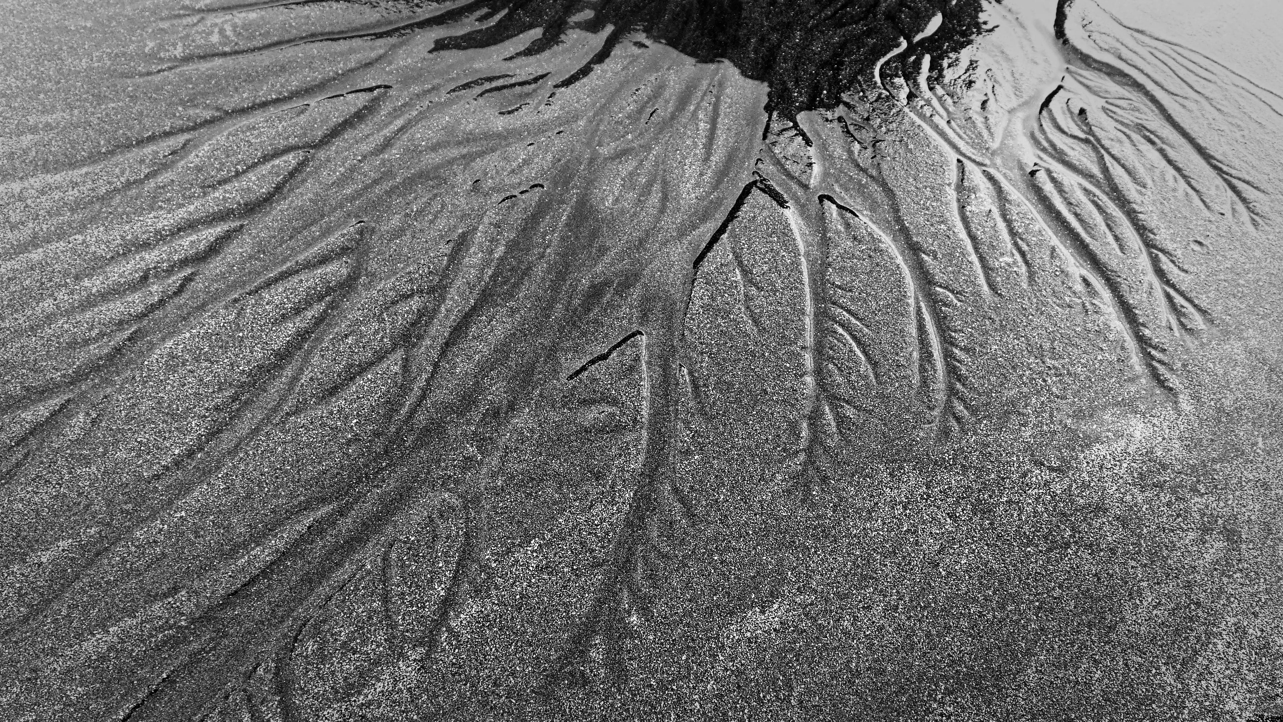 outdoors, drainage pattern, arid climate, close-up, pattern, beauty in nature, 4K, day, textured, scotland, tranquility, high angle view, dendritic structure, HD Wallpaper
