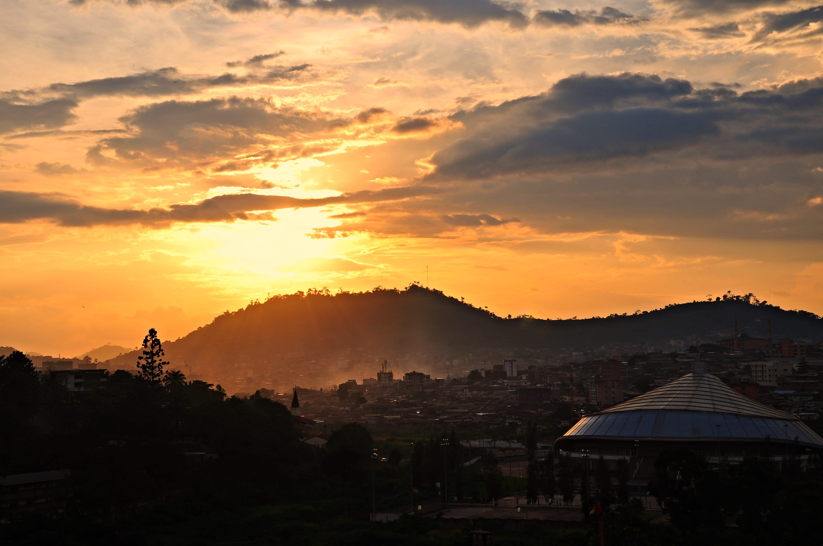 mountain, africa, nature, sky, building, 2K, urban, tranquil scene, architecture, residential district, sun, no people, cameroon, cloud - sky, outdoors, HD Wallpaper