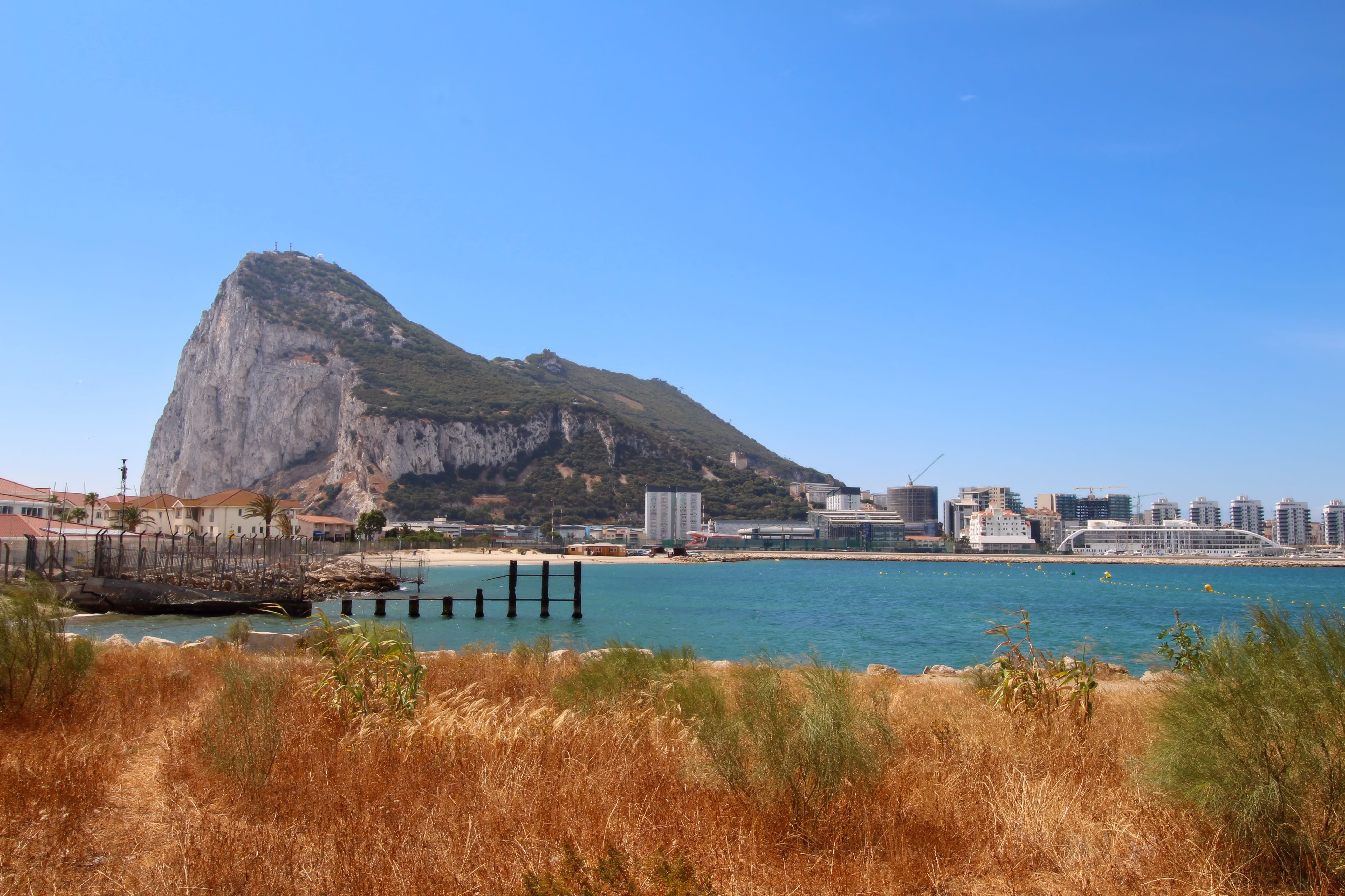 day, land, plant, nature, beauty in nature, rock, building, cityscape, outdoors, 5K, bay, clear sky, no people, city, sky, building exterior, british, HD Wallpaper