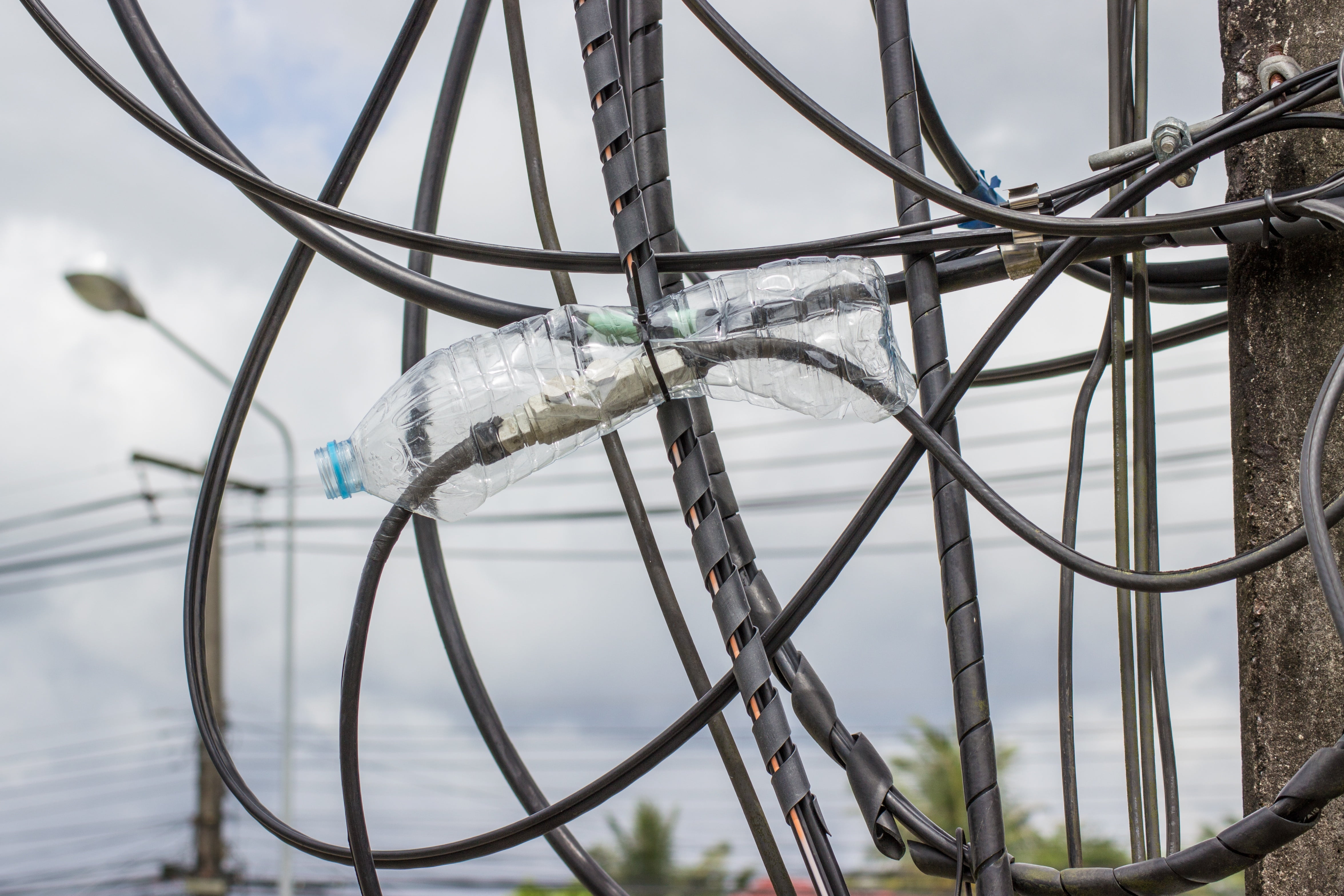 strommast, close-up, power line, metal, focus on foreground, power supply, energy, spoke, outdoor play equipment, bicycle, strength, protection, current, HD Wallpaper