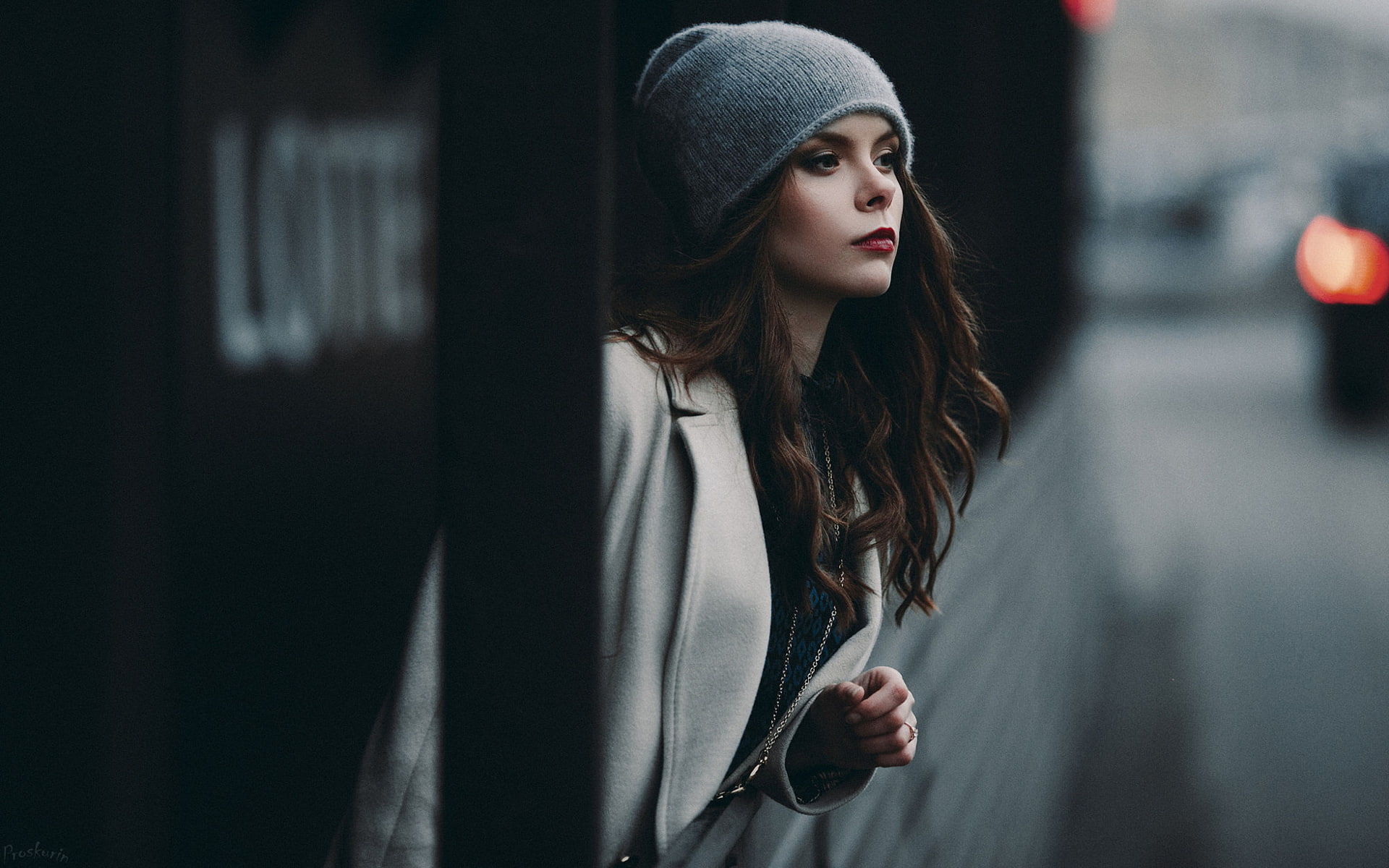 women, standing, portrait, side view, beauty, beautiful woman, woolen, clothing, young women, outdoors, young adult, contemplation, focus on foreground, HD Wallpaper