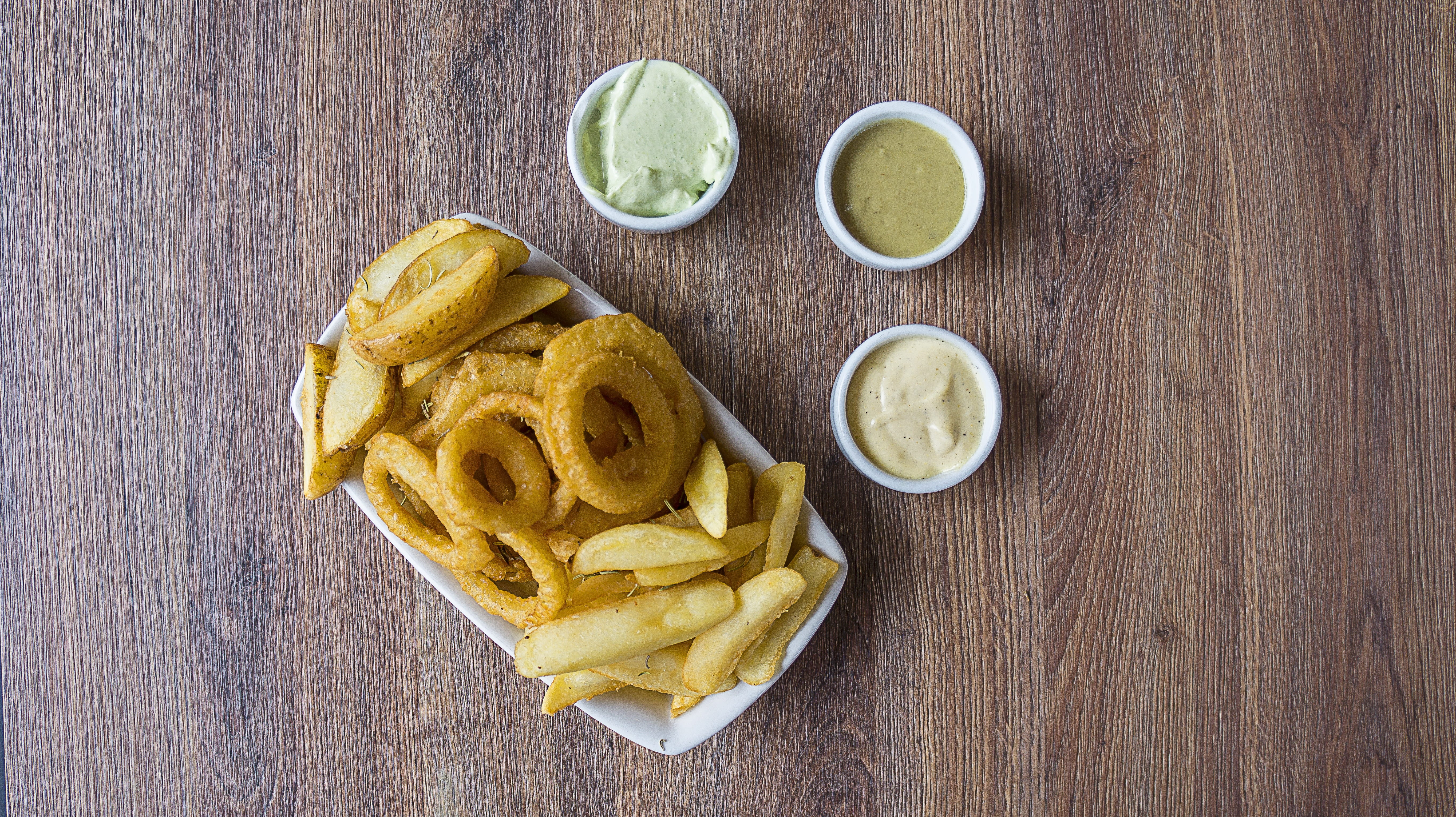 no people, meal, dinner, snack, crisp, yellow, potato, food and drink, still life, indoors, unhealthy eating, cooking, mustard, lunch, fast food, food, HD Wallpaper