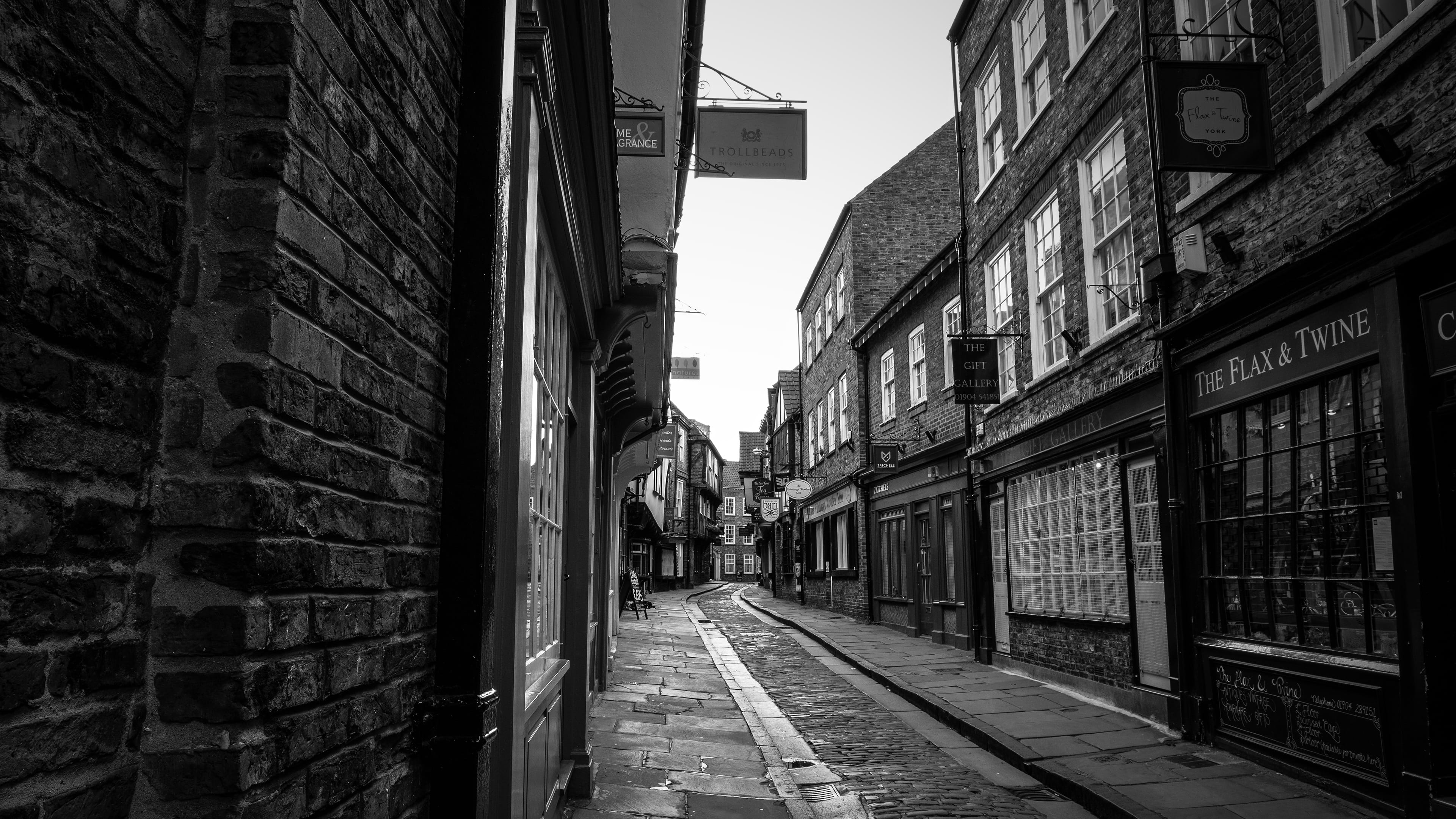4K, beautiful, architecture, transportation, lane, buildings, building, the way forward, famous, pritty, shop, outdoors, residential district, york, nature, HD Wallpaper