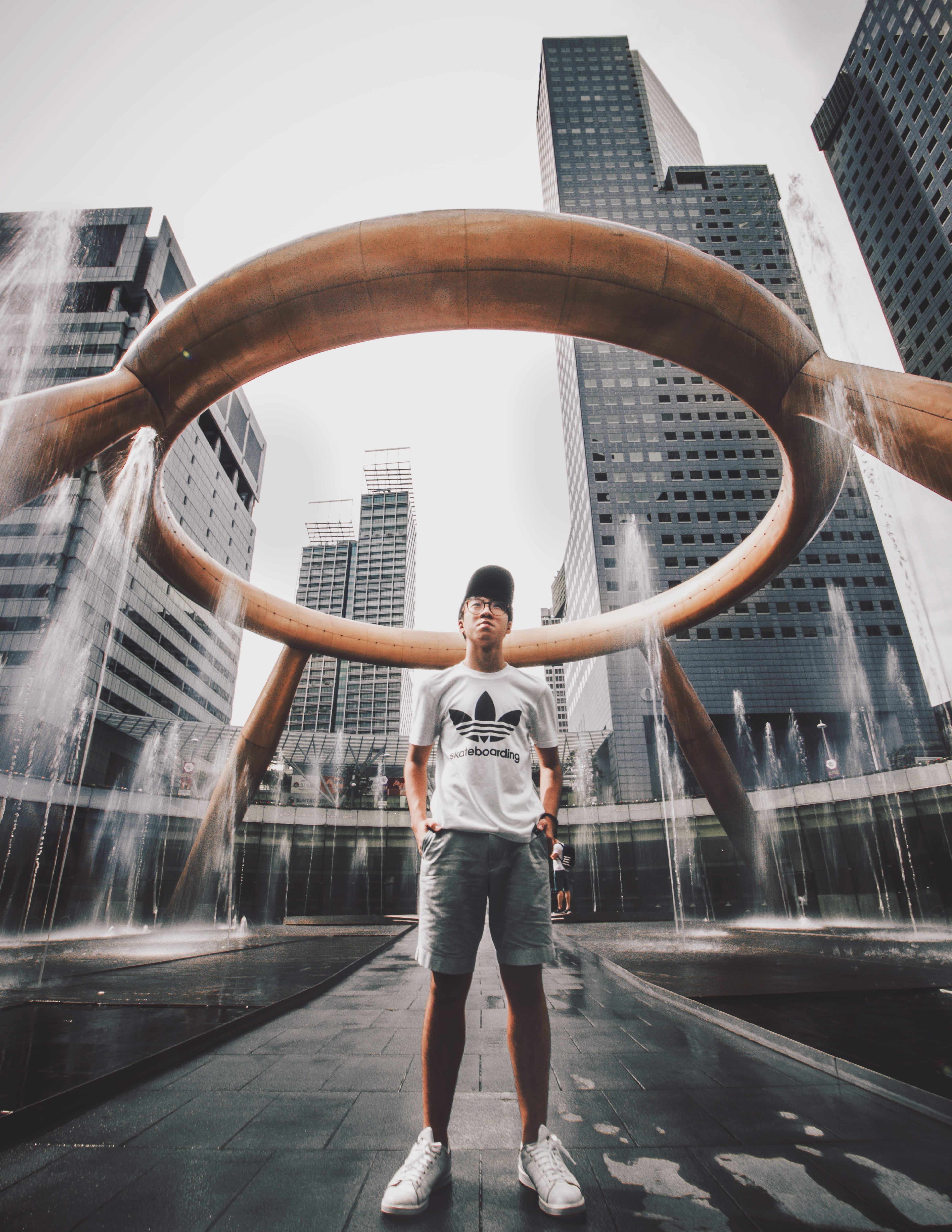 standing, metropolis, town, human, 4K, office building, lifestyles, middle, daytime, shoe, footwear, clothing, human arm, building exterior, round, urban, Phone HD Wallpaper
