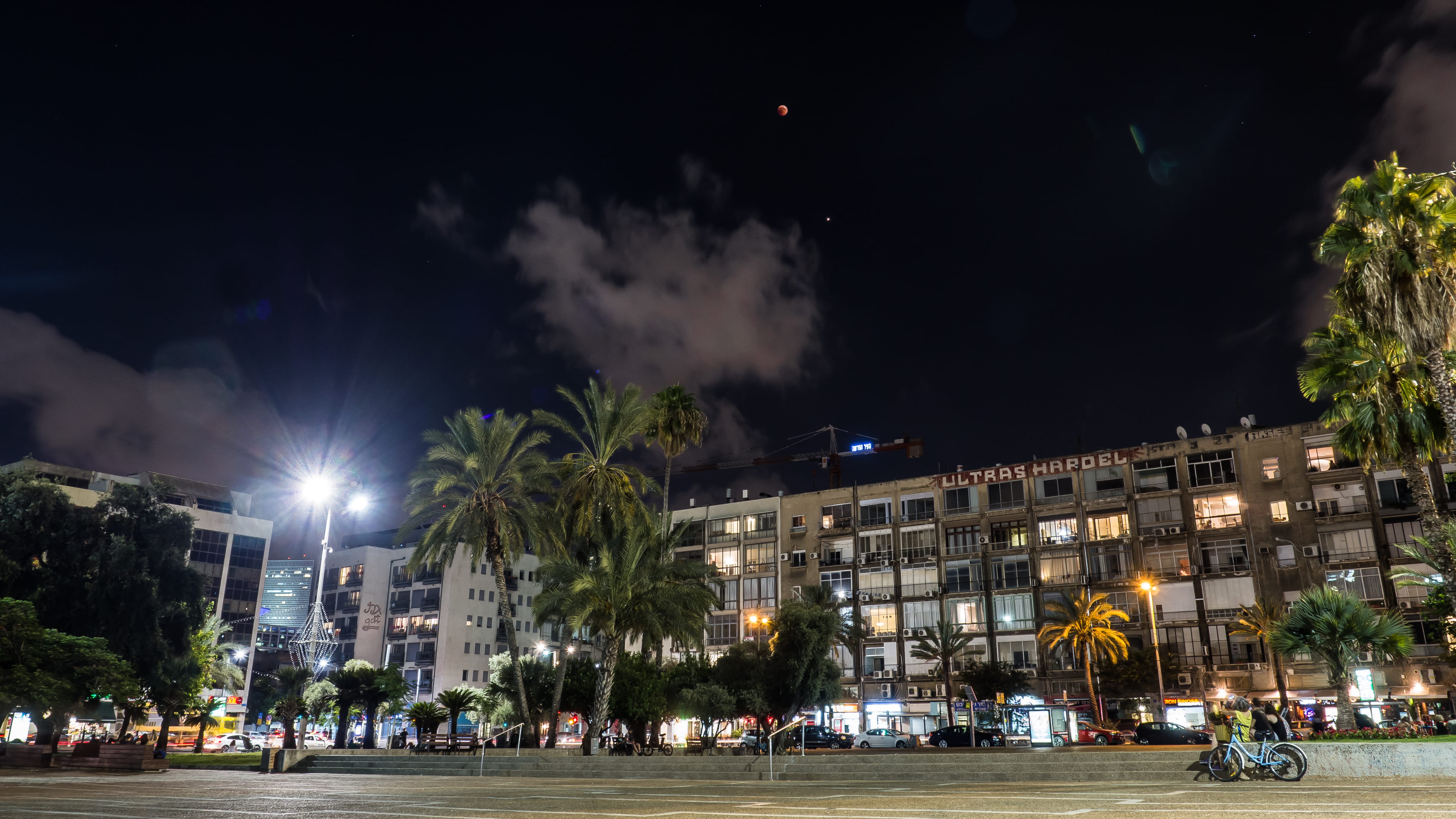 architecture, metropolis, incidental people, plant, group of people, lighting equipment, rabin square, illuminated, nature, person, gray, tree, downtown, HD Wallpaper