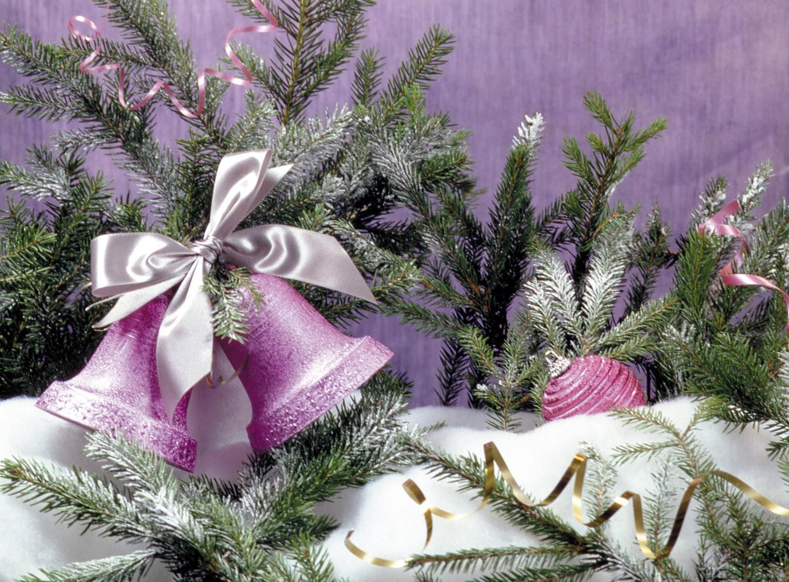 needles, snow, christmas, holiday, 720P, christmas decorations, decorations, bells, HD Wallpaper
