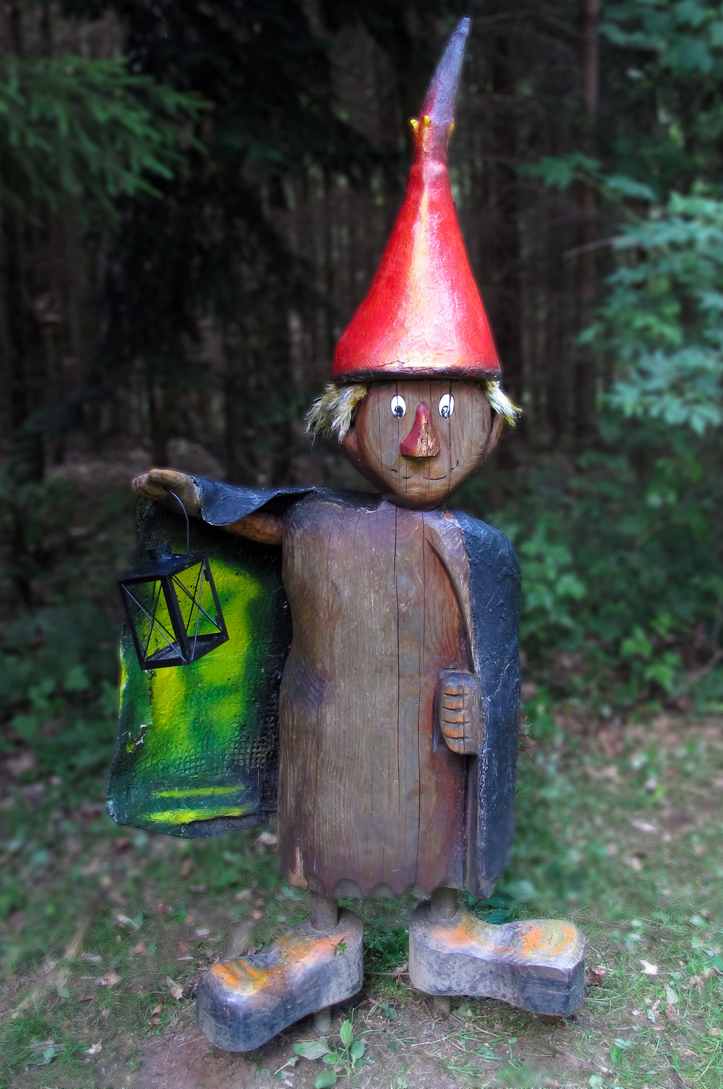 fairy tale form, hanging, forest, bird feeder, birdhouse, day, Fairy Tales, growth, close-up, land, field, tree stump, plant, Wood, no people, Little Man, Phone HD Wallpaper