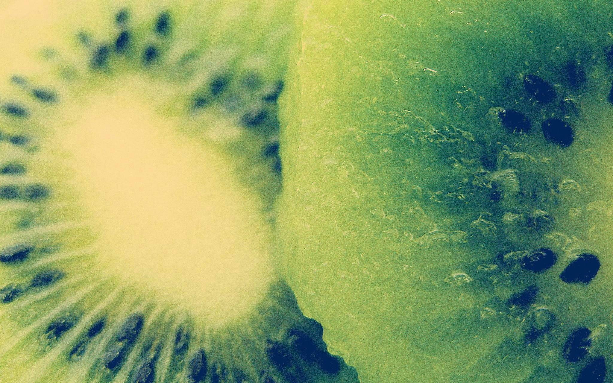 kiwi - fruit, fruit, 1080P, wellbeing, healthy eating, freshness, no people, food, green color, full frame, kiwi (fruit), seed, backgrounds, photography, HD Wallpaper